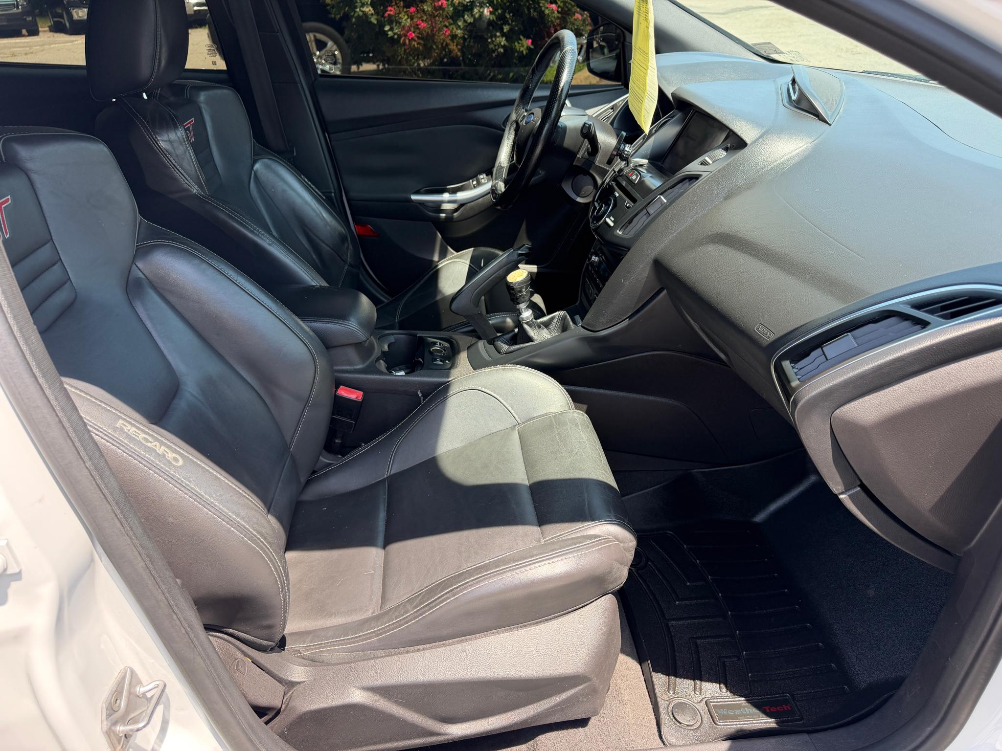 Ford Focus 5dr HB ST 2014