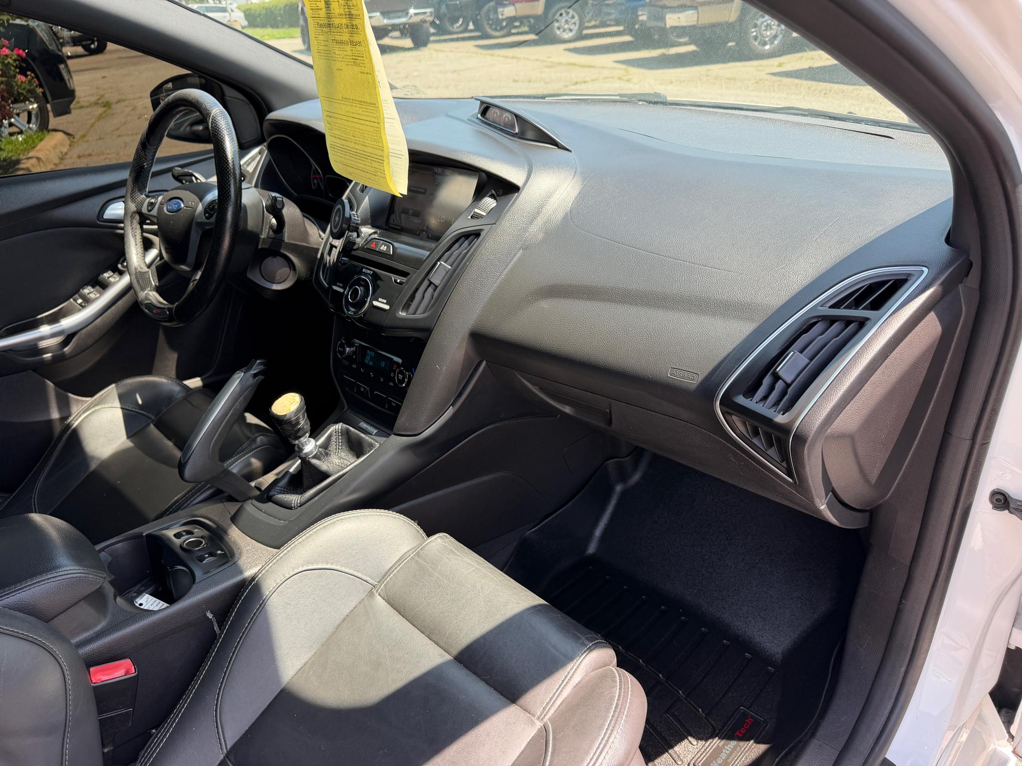 Ford Focus 5dr HB ST 2014