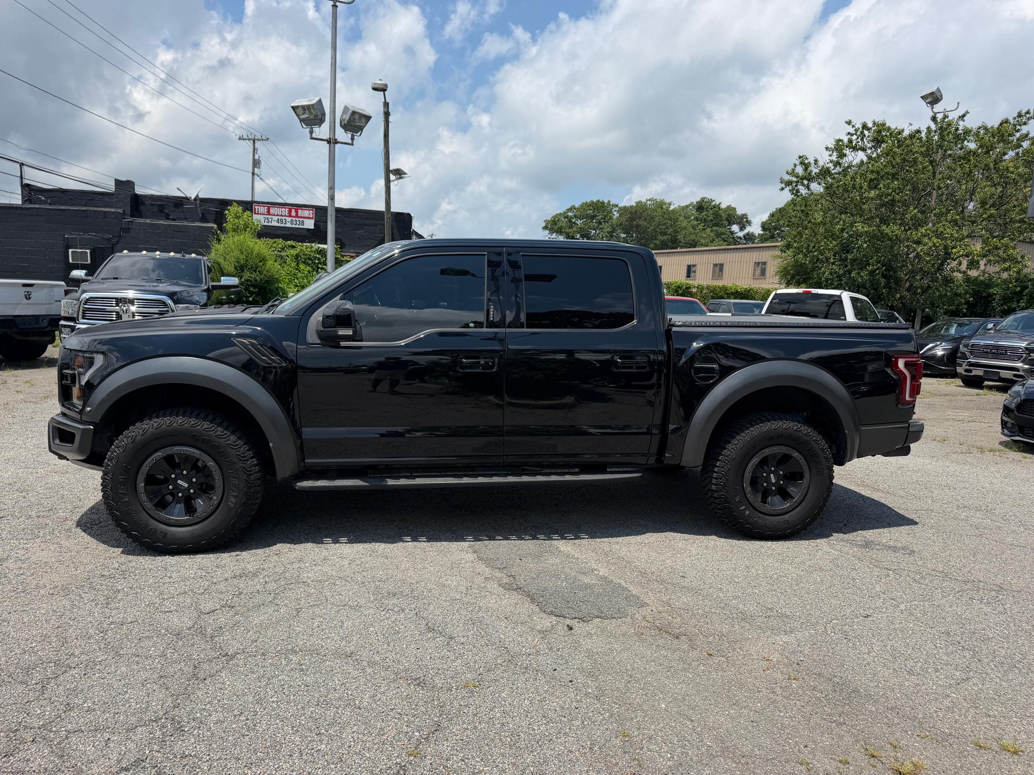 Ford F-150 Raptor 4WD SuperCrew 5.5' Box 2018
