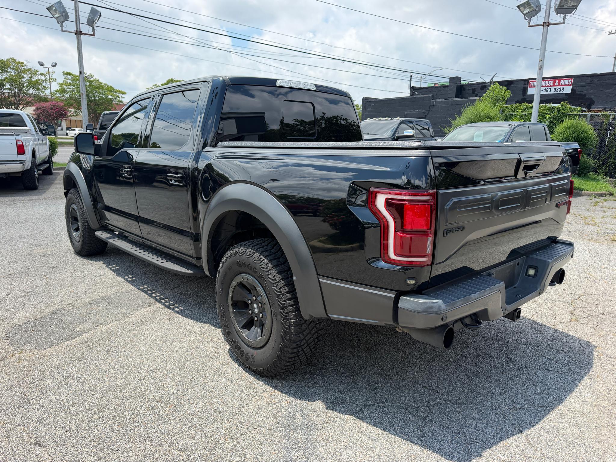 Ford F-150 Raptor 4WD SuperCrew 5.5' Box 2018