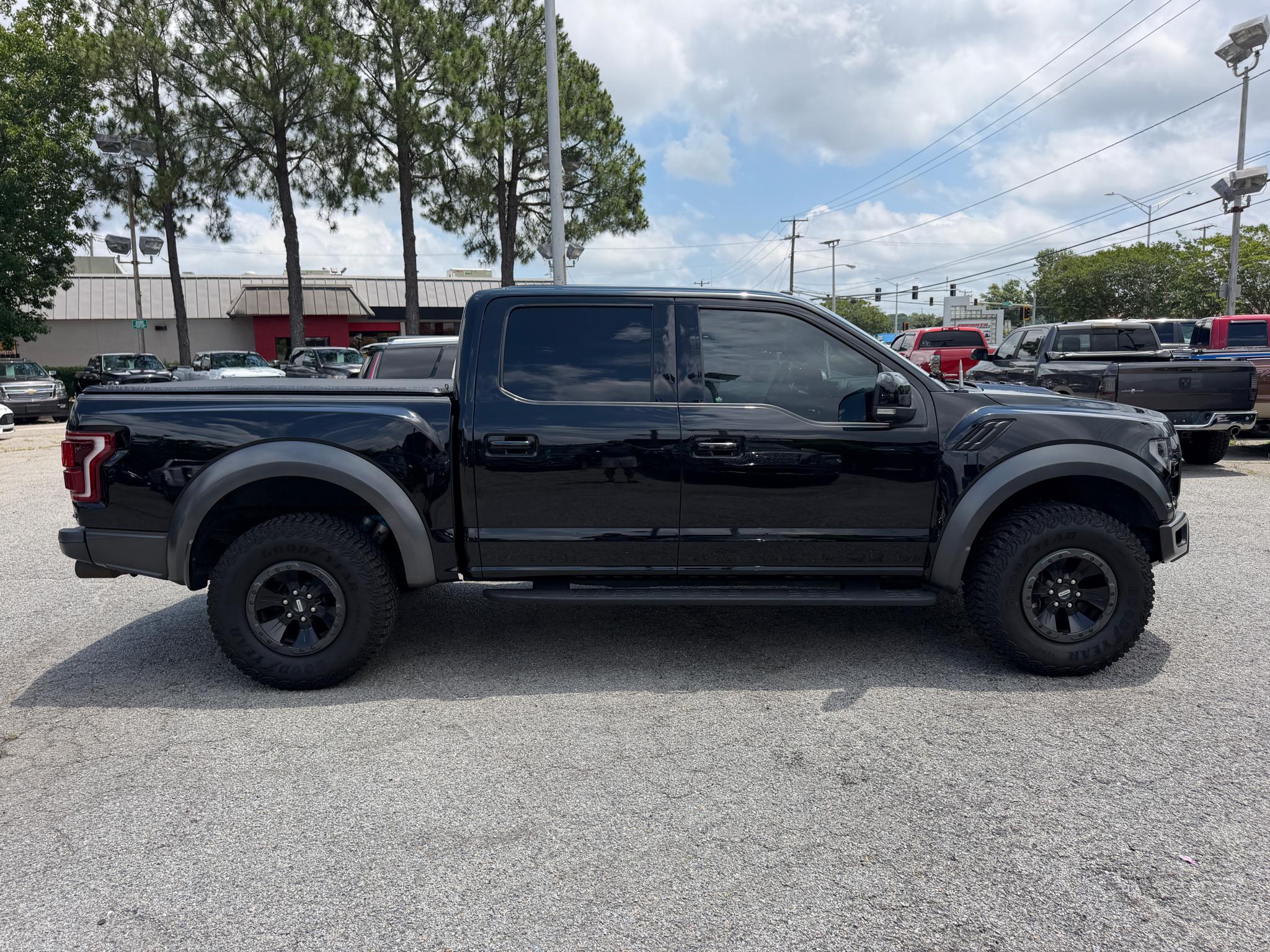 Ford F-150 Raptor 4WD SuperCrew 5.5' Box 2018