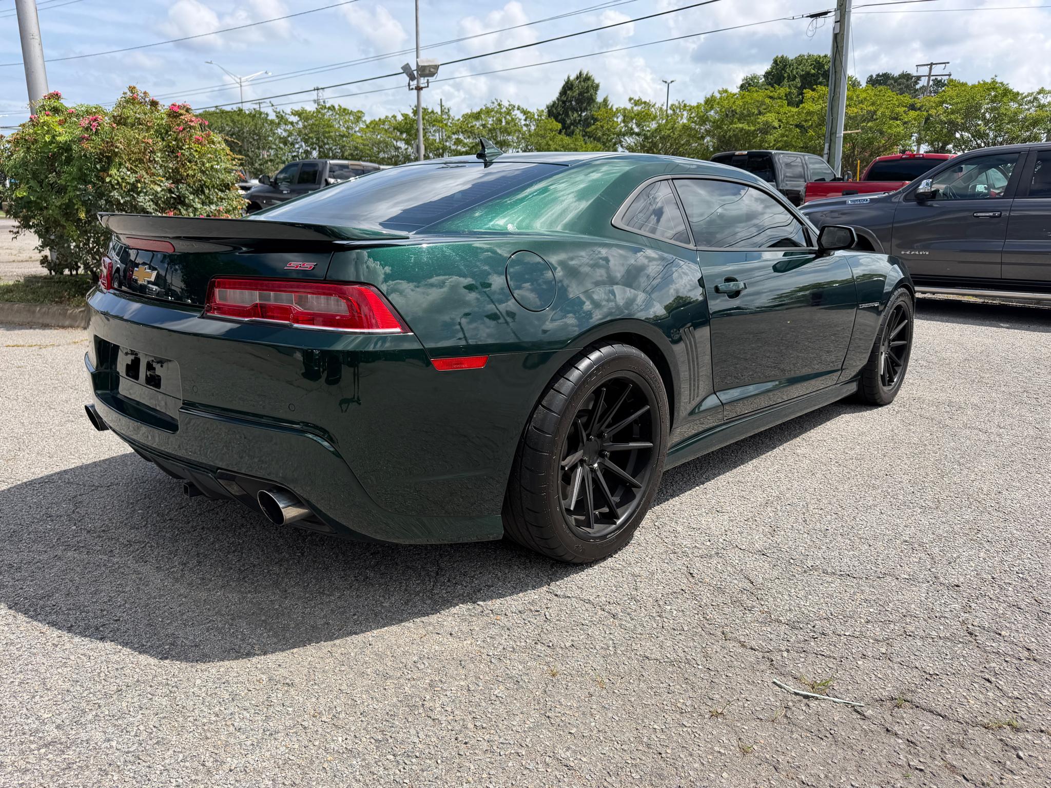 Chevrolet Camaro 2dr Cpe SS w/2SS 2015
