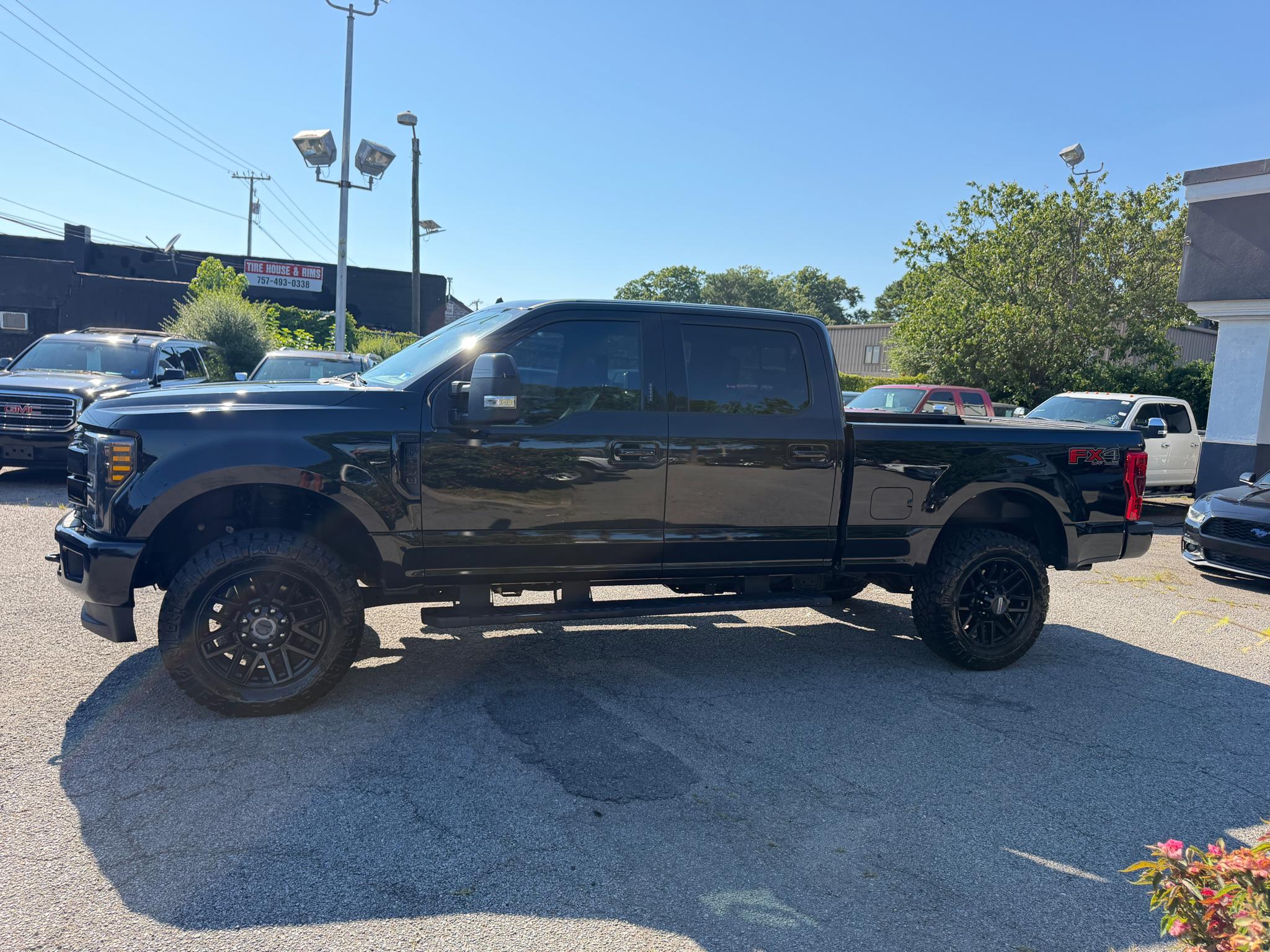 Ford Super Duty F-250 SRW Lariat 4WD Crew Cab 6.75' Box 2019