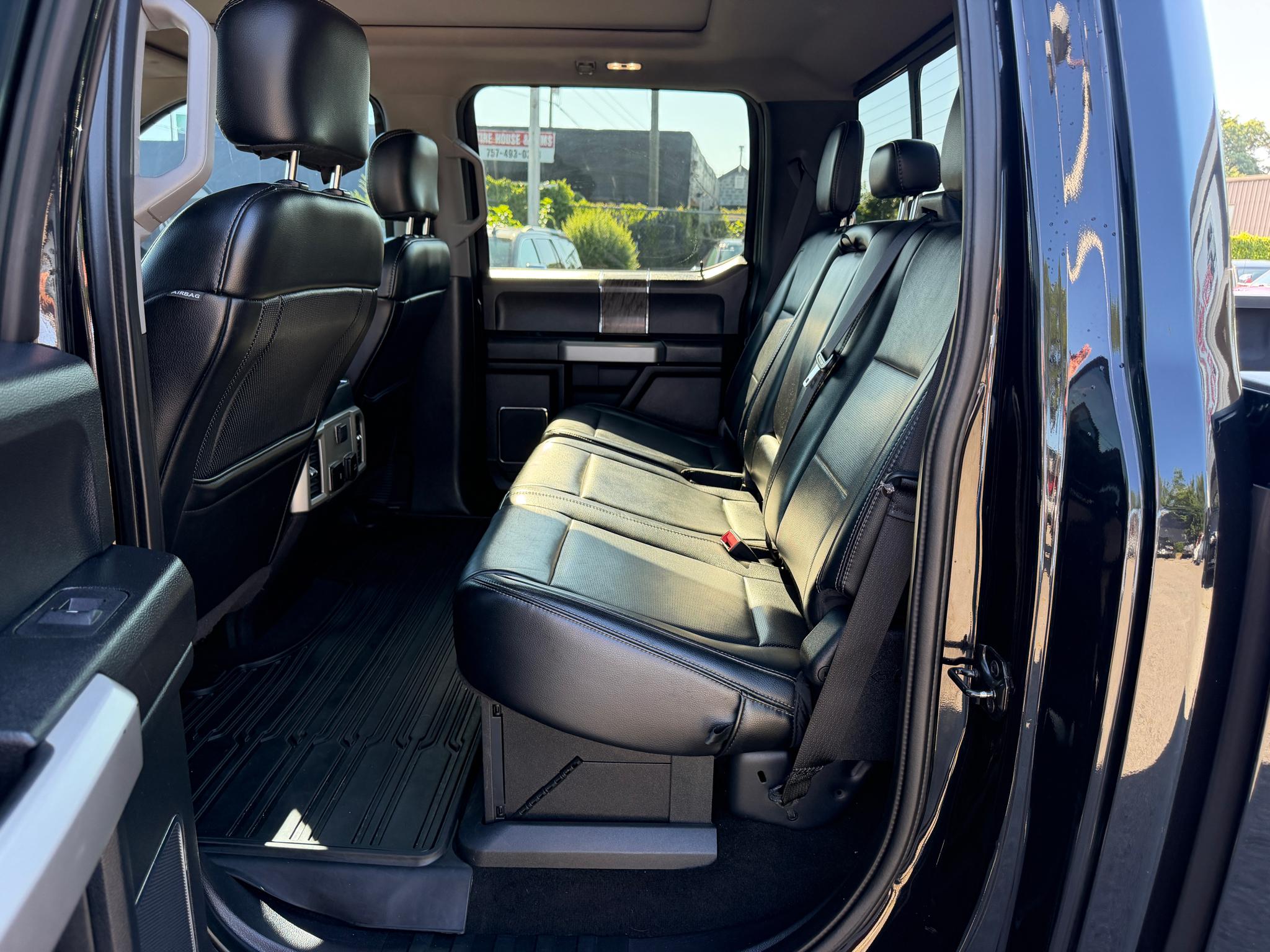 Ford Super Duty F-250 SRW Lariat 4WD Crew Cab 6.75' Box 2019