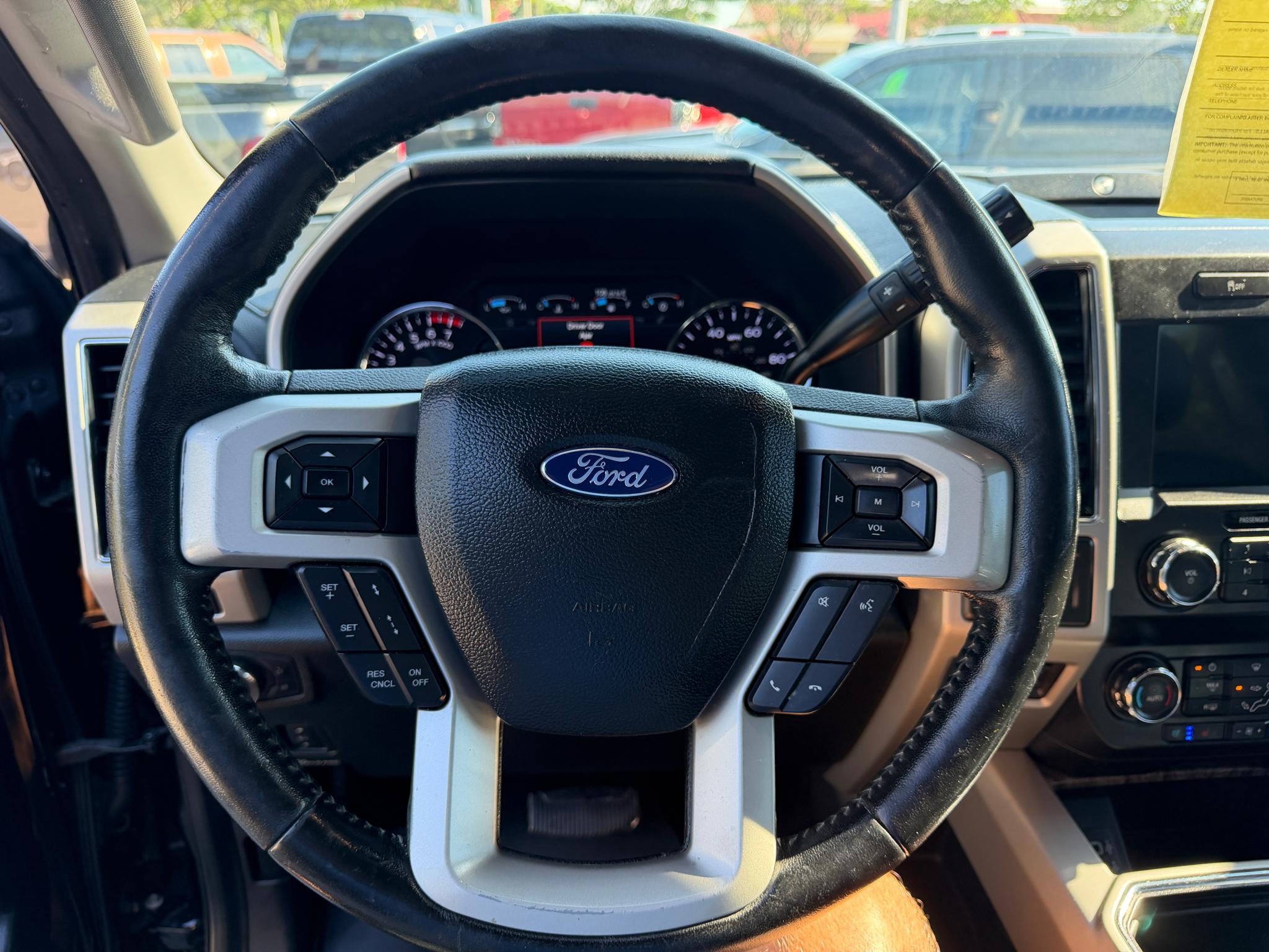 Ford Super Duty F-250 SRW Lariat 4WD Crew Cab 6.75' Box 2019