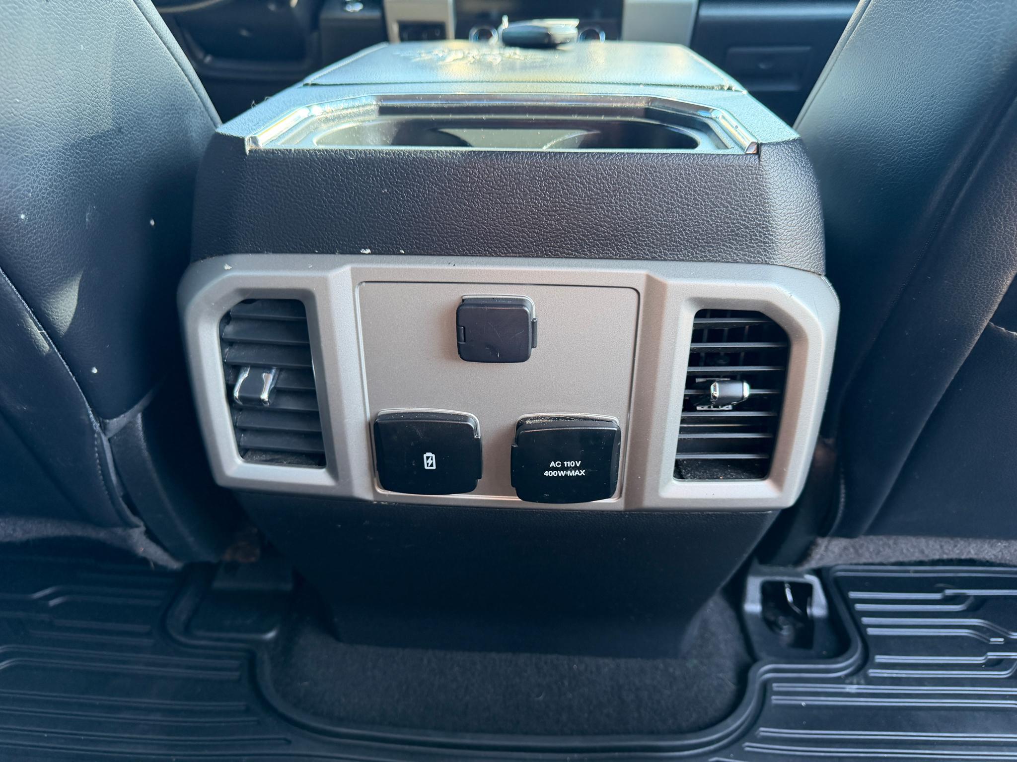 Ford Super Duty F-250 SRW Lariat 4WD Crew Cab 6.75' Box 2019
