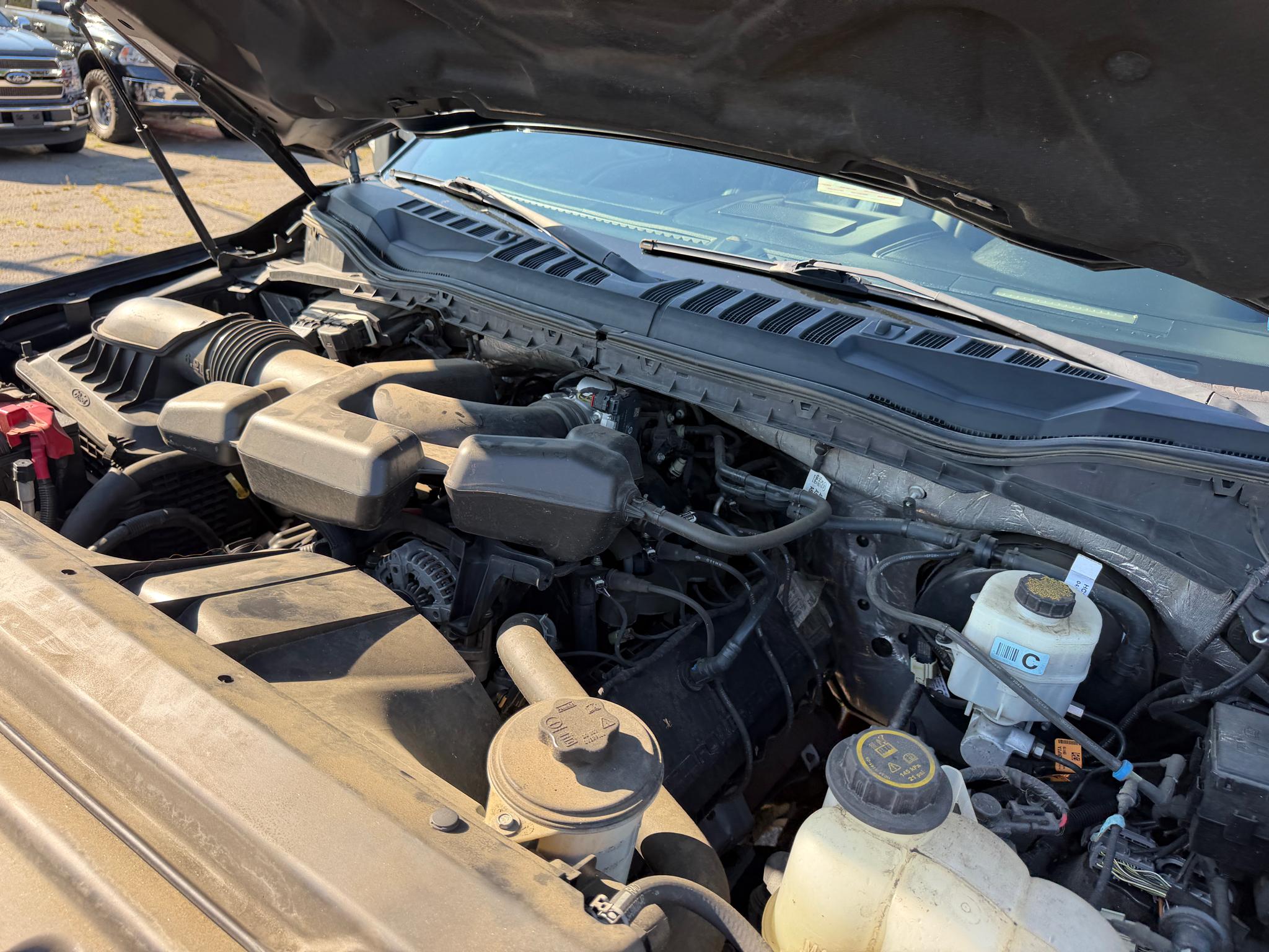 Ford Super Duty F-250 SRW Lariat 4WD Crew Cab 6.75' Box 2019