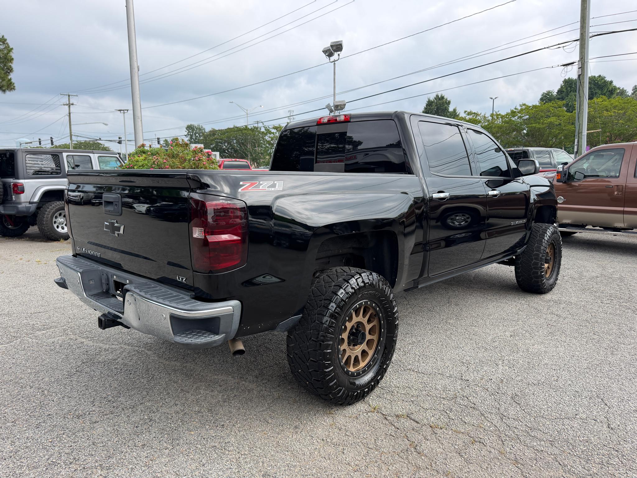 Chevrolet Silverado 1500 4WD Crew Cab 143.5" LTZ w/2LZ 2014