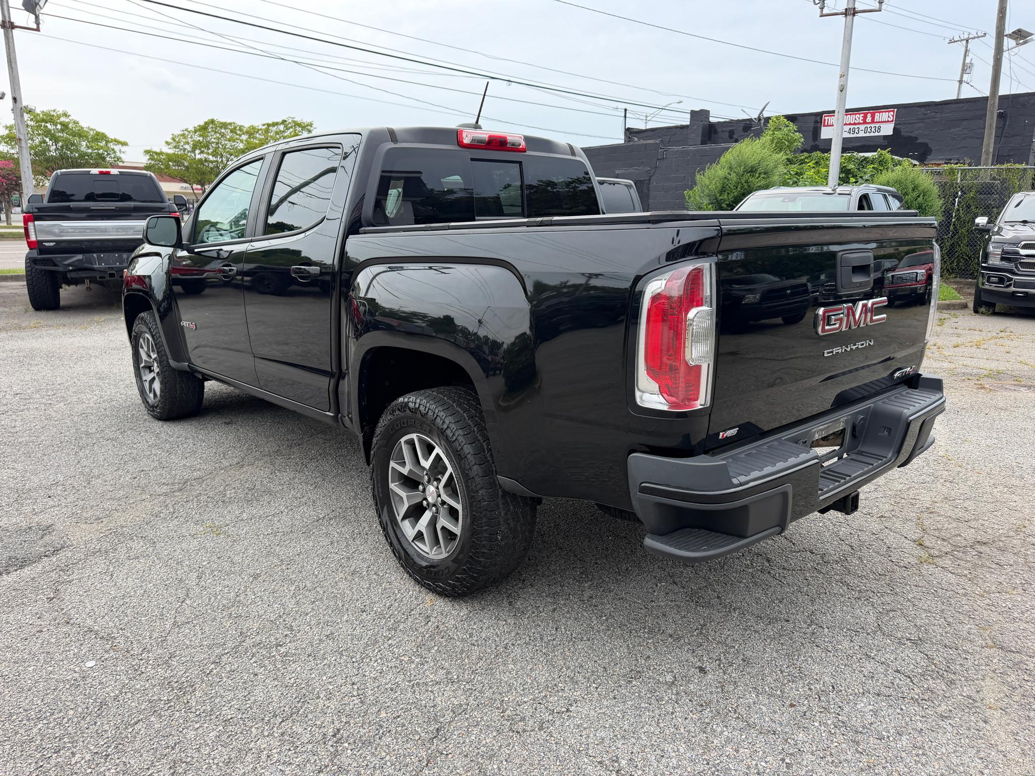 GMC Canyon 4WD Crew Cab 128" AT4 w/Cloth 2021