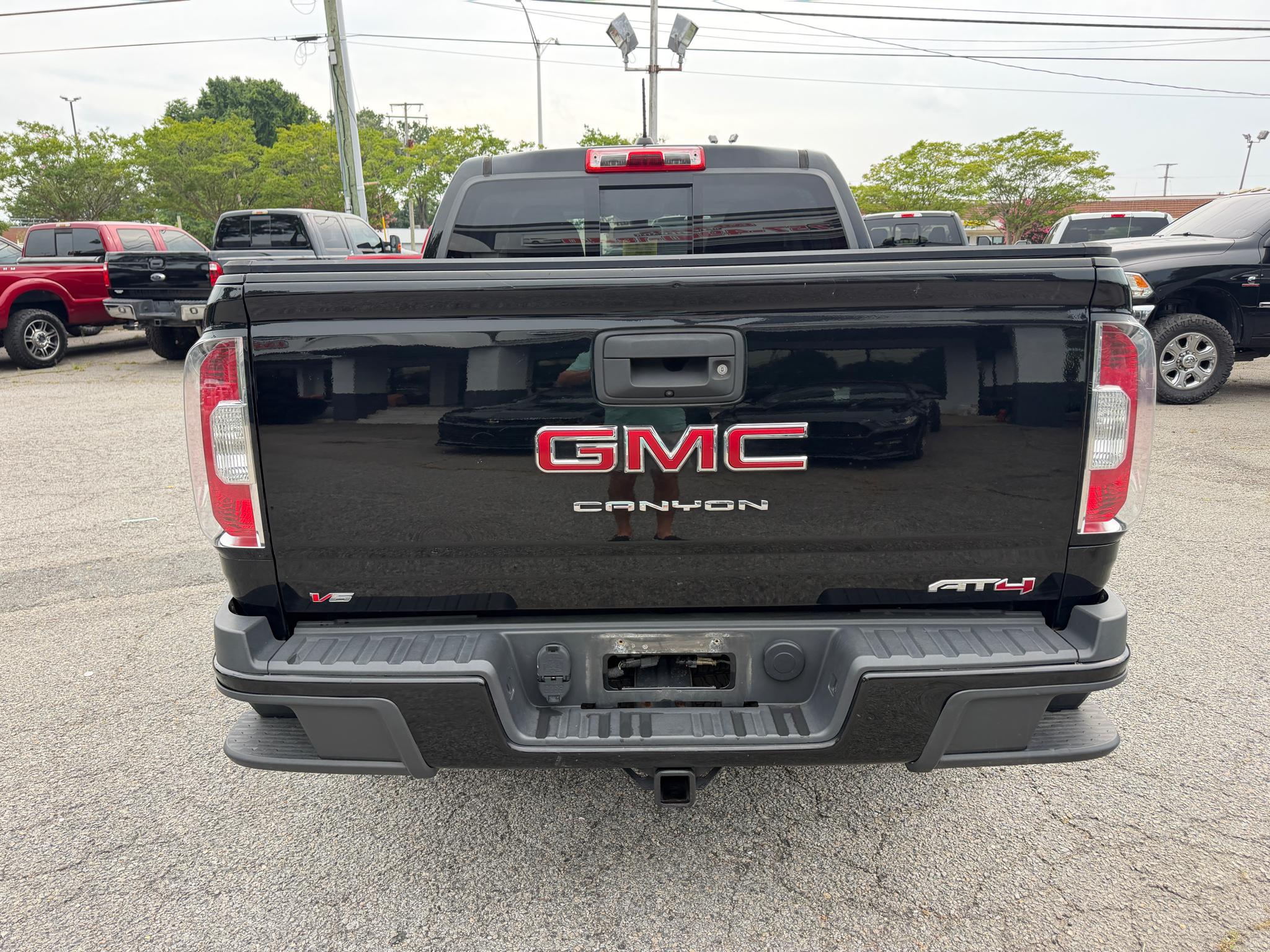 GMC Canyon 4WD Crew Cab 128" AT4 w/Cloth 2021