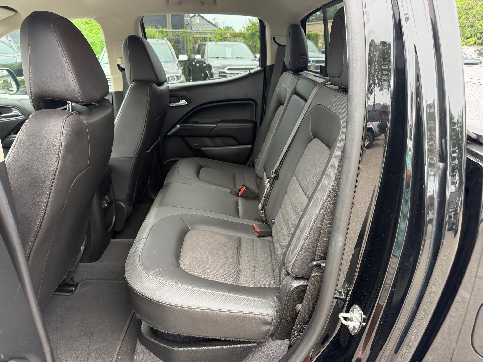 GMC Canyon 4WD Crew Cab 128" AT4 w/Cloth 2021
