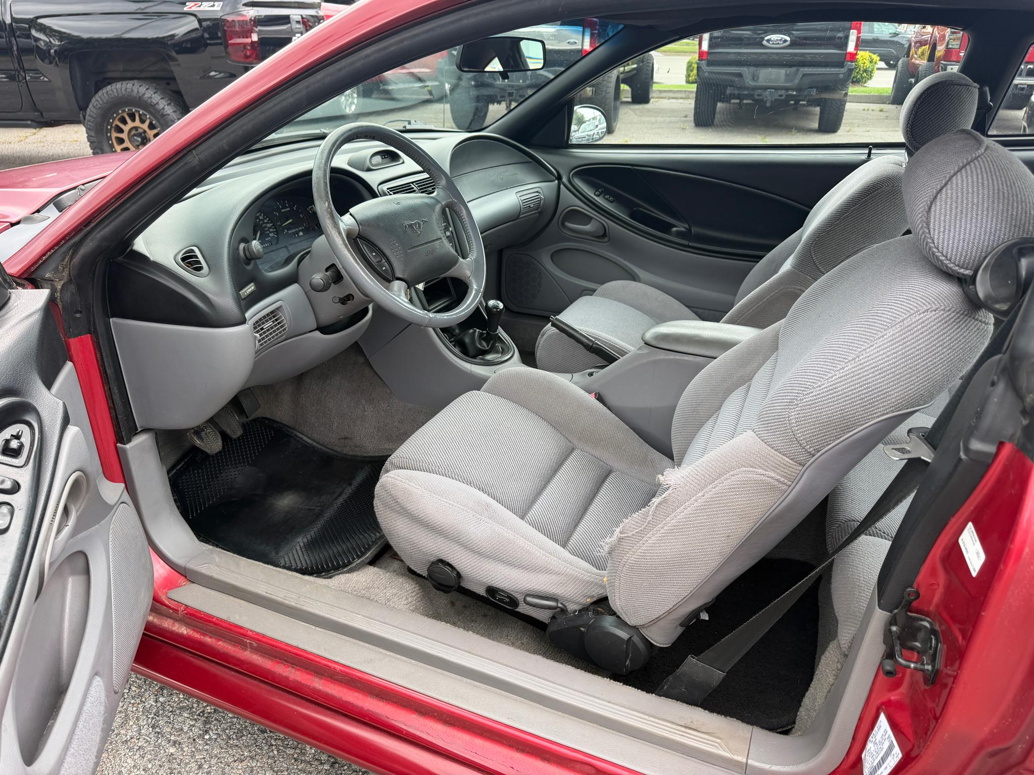 Ford Mustang 2dr Coupe GTS 1995