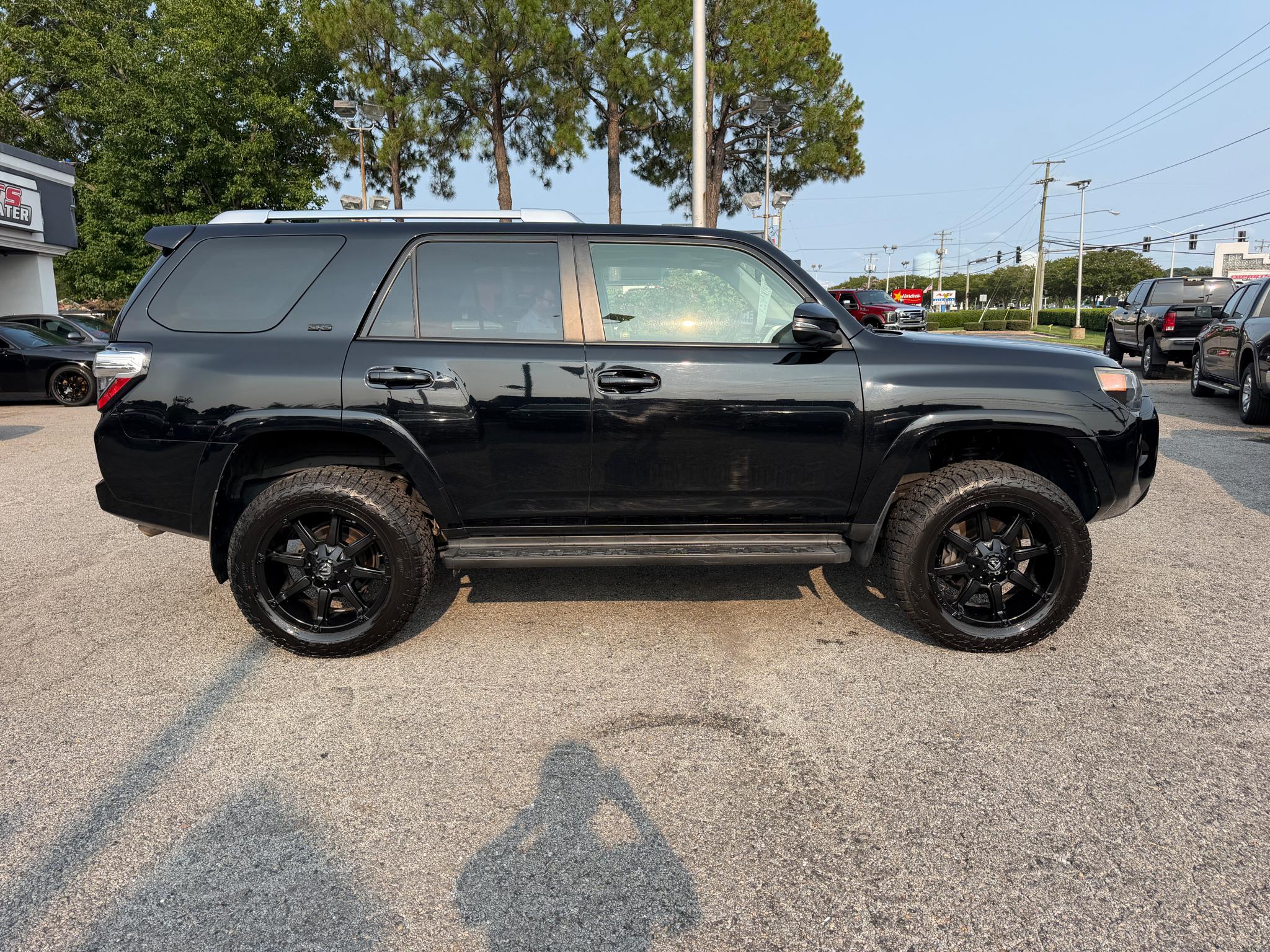 Toyota 4Runner SR5 Premium 4WD (Natl) 2018