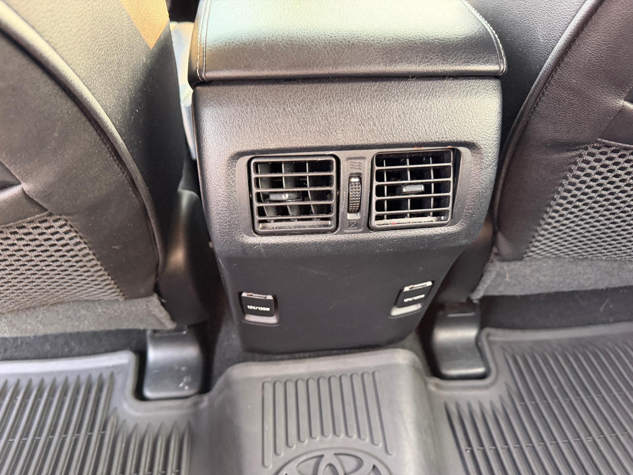 Toyota 4Runner SR5 Premium 4WD (Natl) 2018