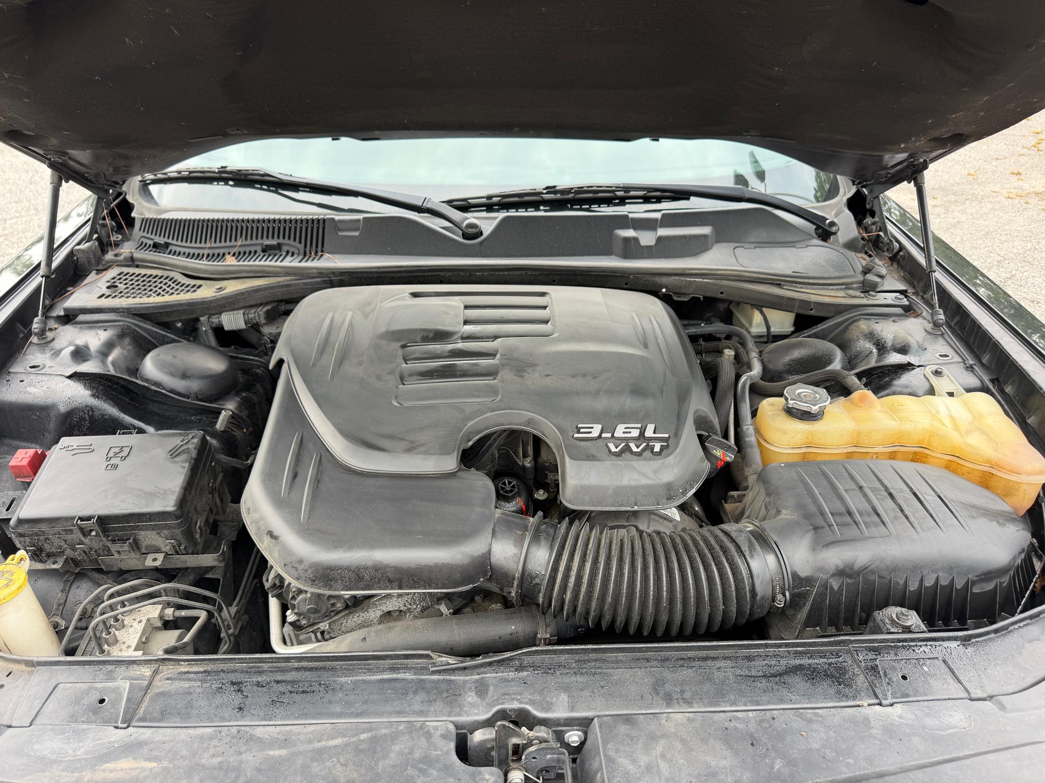 Dodge Challenger 2dr Cpe SXT 2016