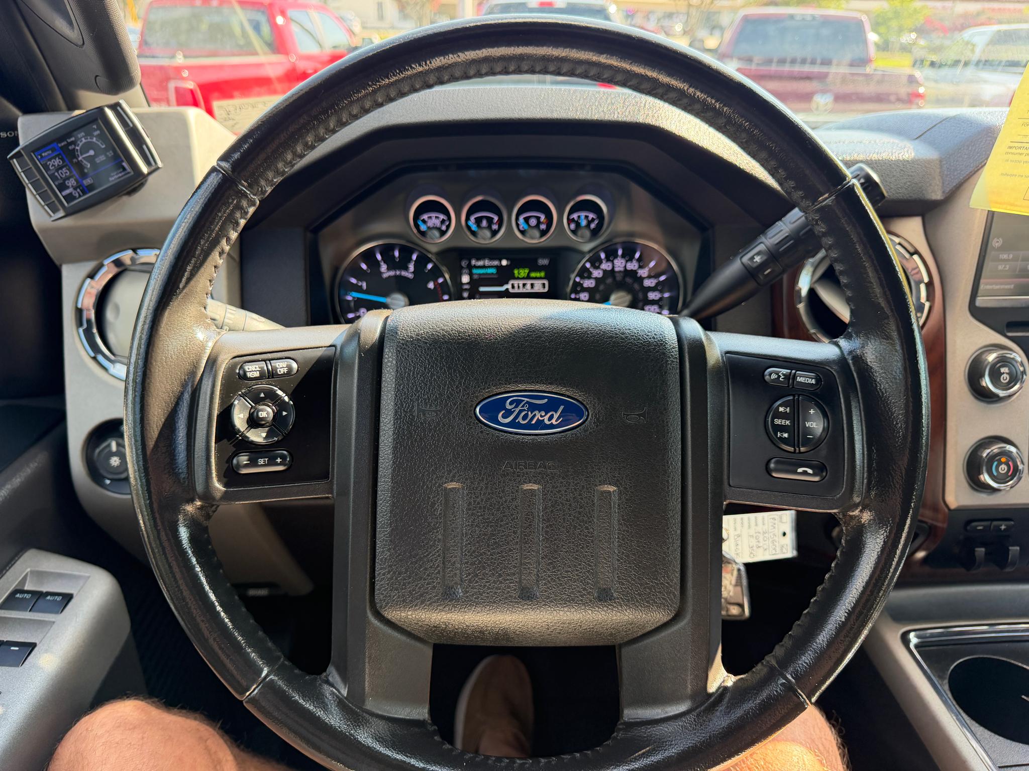 Ford Super Duty F-350 SRW 4WD Crew Cab 156" Lariat 2013
