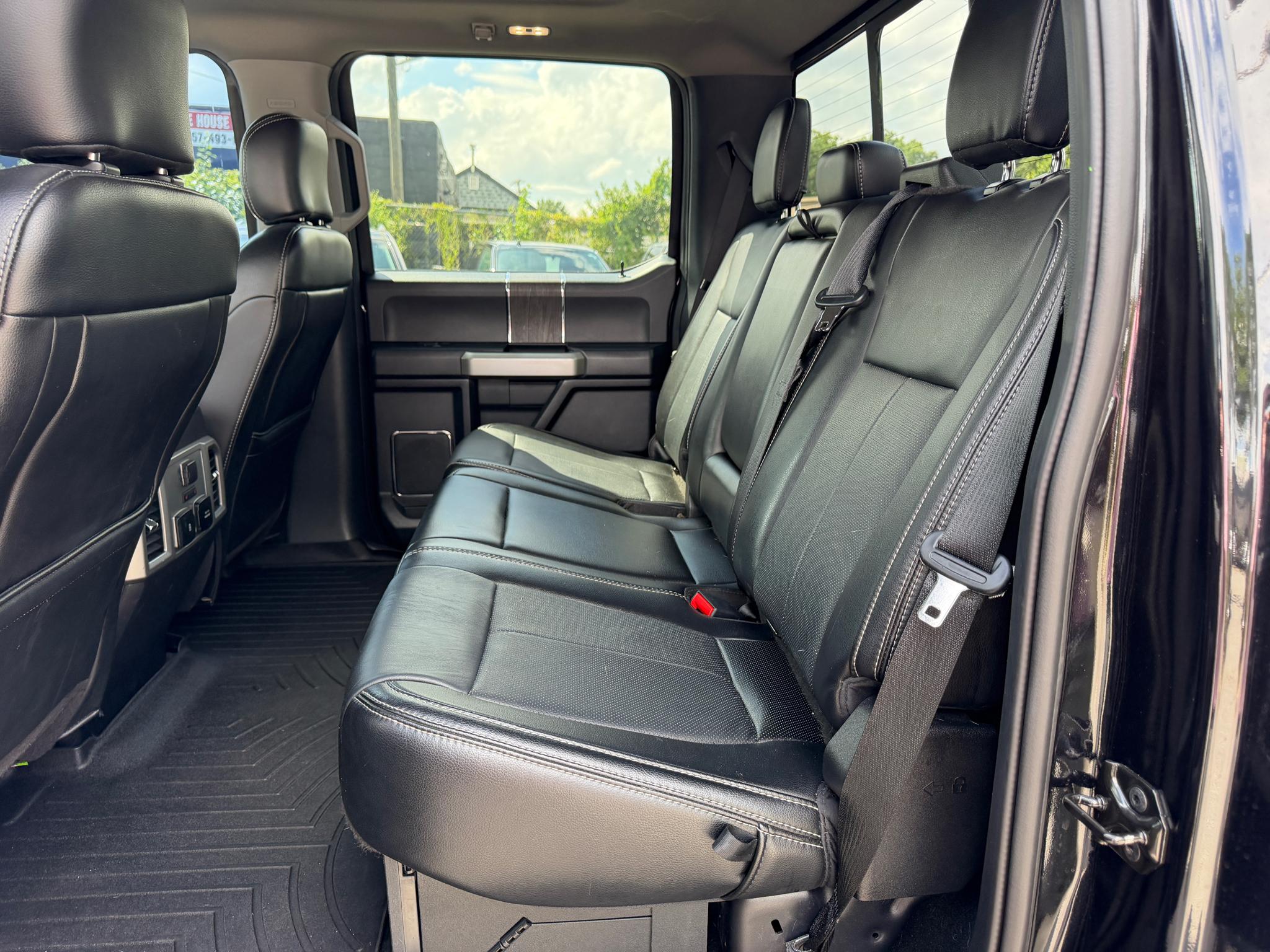 Ford Super Duty F-250 SRW Lariat 4WD Crew Cab 6.75' Box 2020