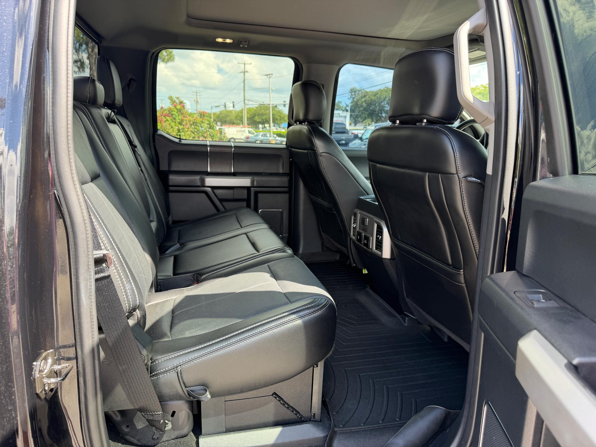 Ford Super Duty F-250 SRW Lariat 4WD Crew Cab 6.75' Box 2020