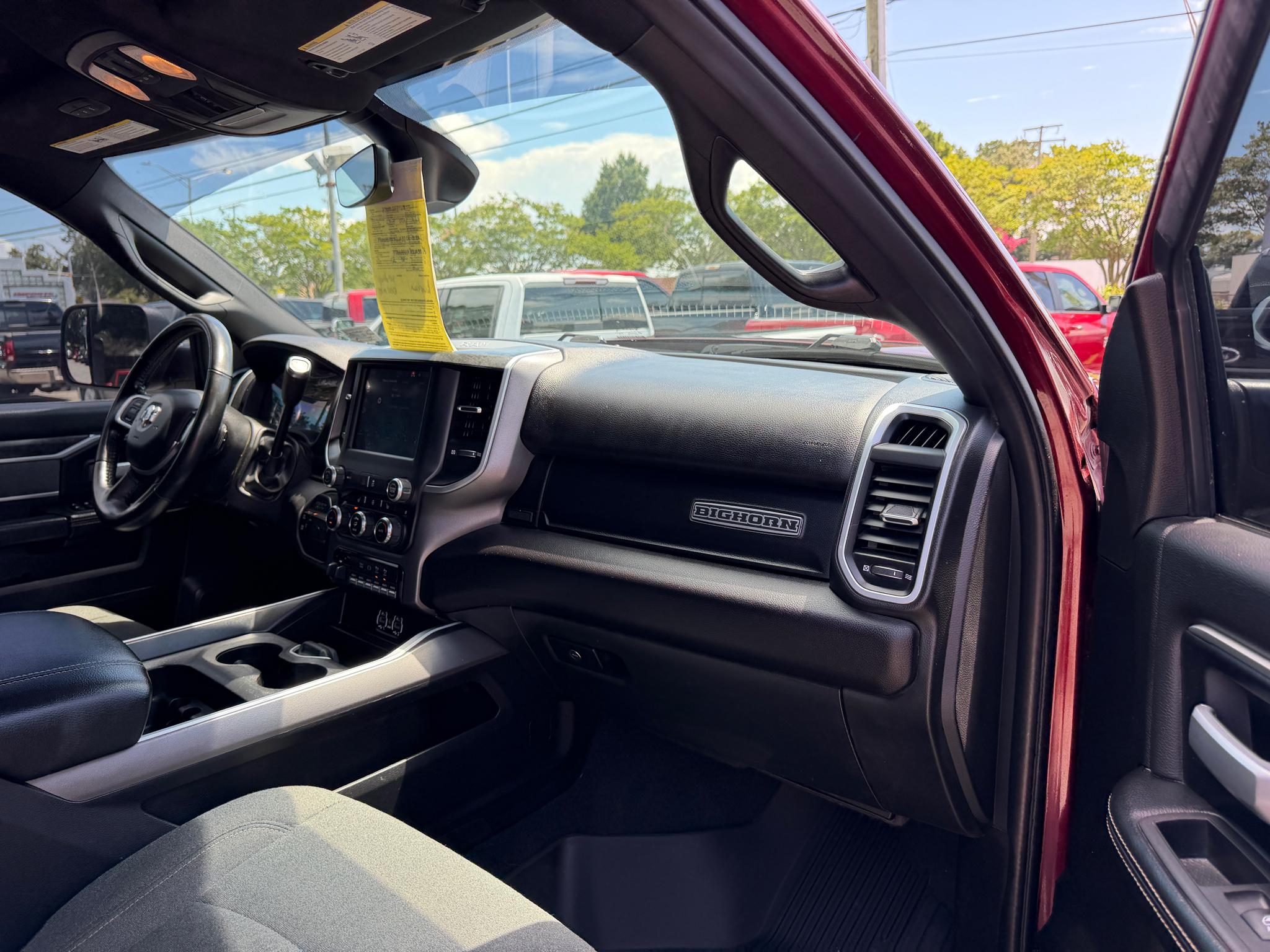 RAM 2500 Big Horn 4x4 Crew Cab 6'4" Box 2022