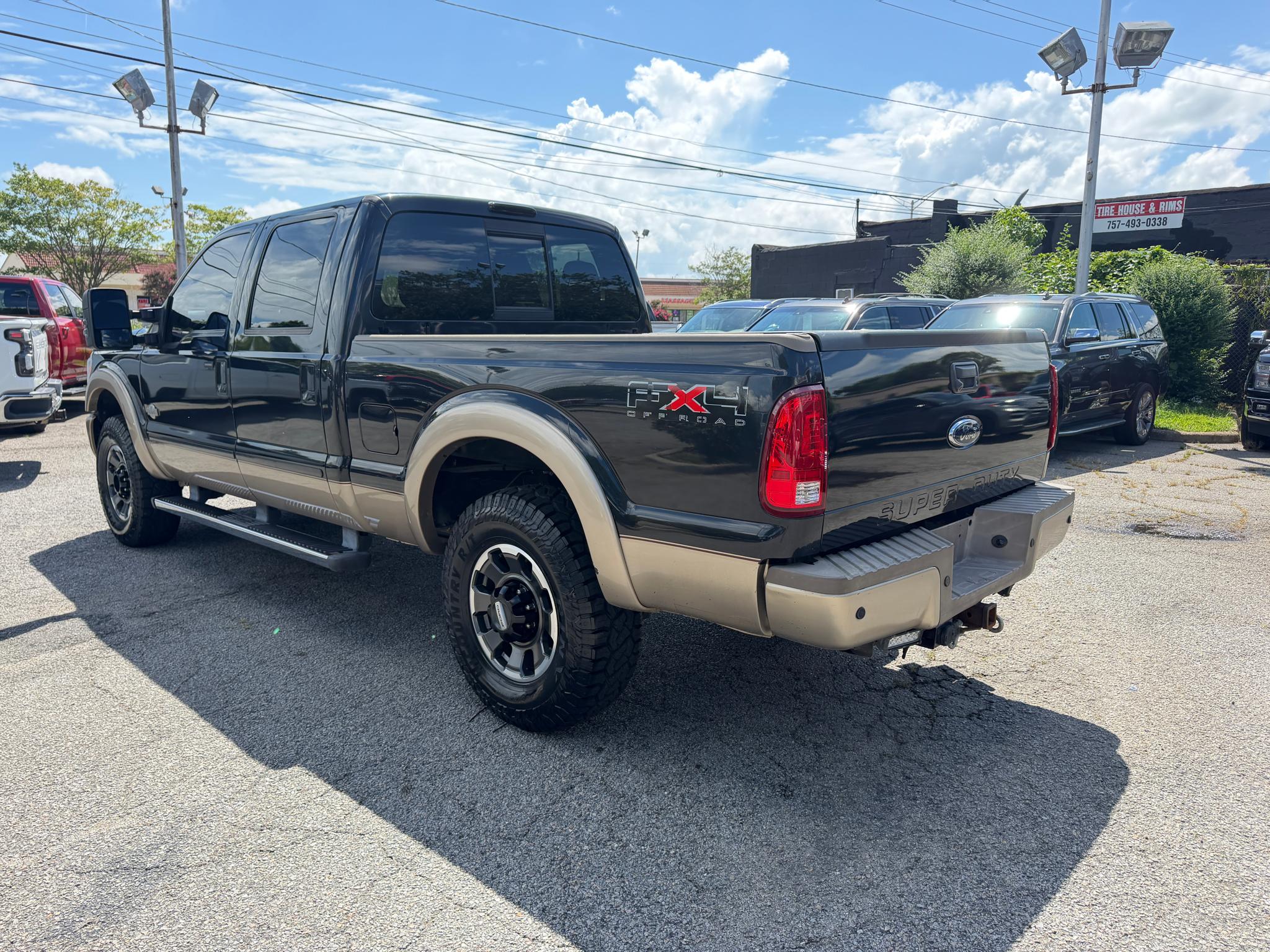 Ford Super Duty F-250 SRW 4WD Crew Cab 156" King Ranch 2011