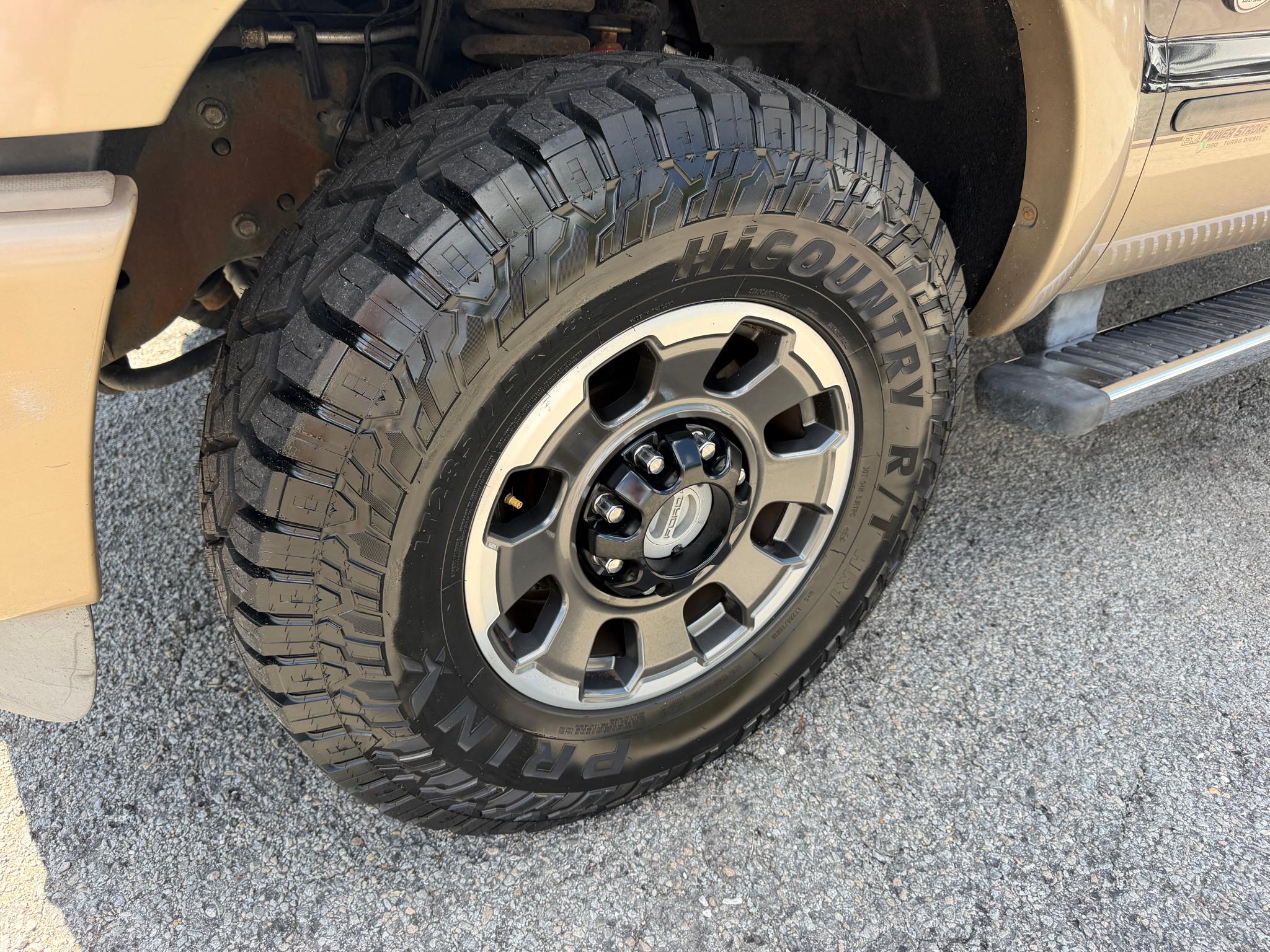 Ford Super Duty F-250 SRW 4WD Crew Cab 156" King Ranch 2011