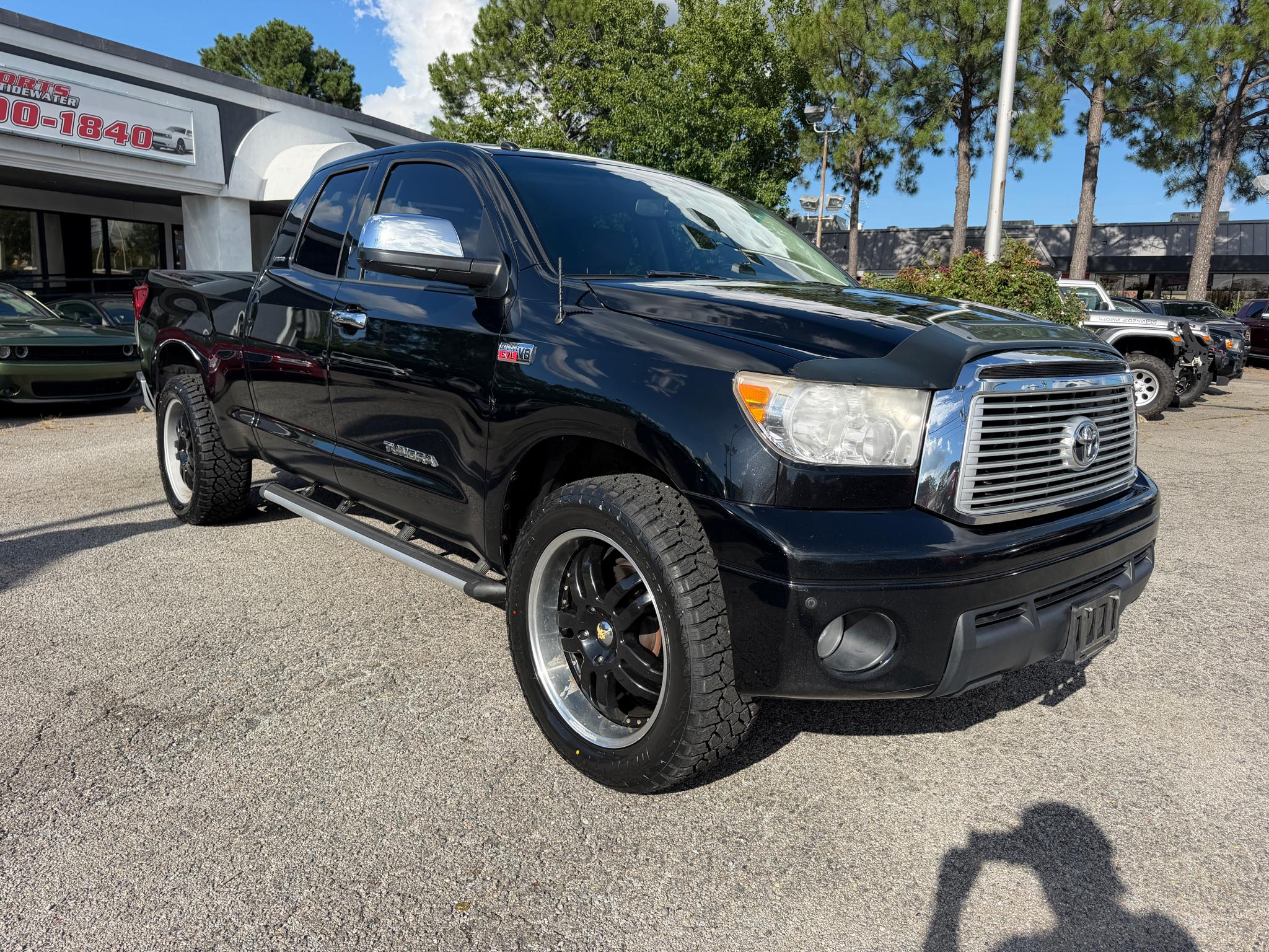 Toyota Tundra 4WD Truck Double Cab 5.7L V8 6-Spd AT LTD (Natl) 2012