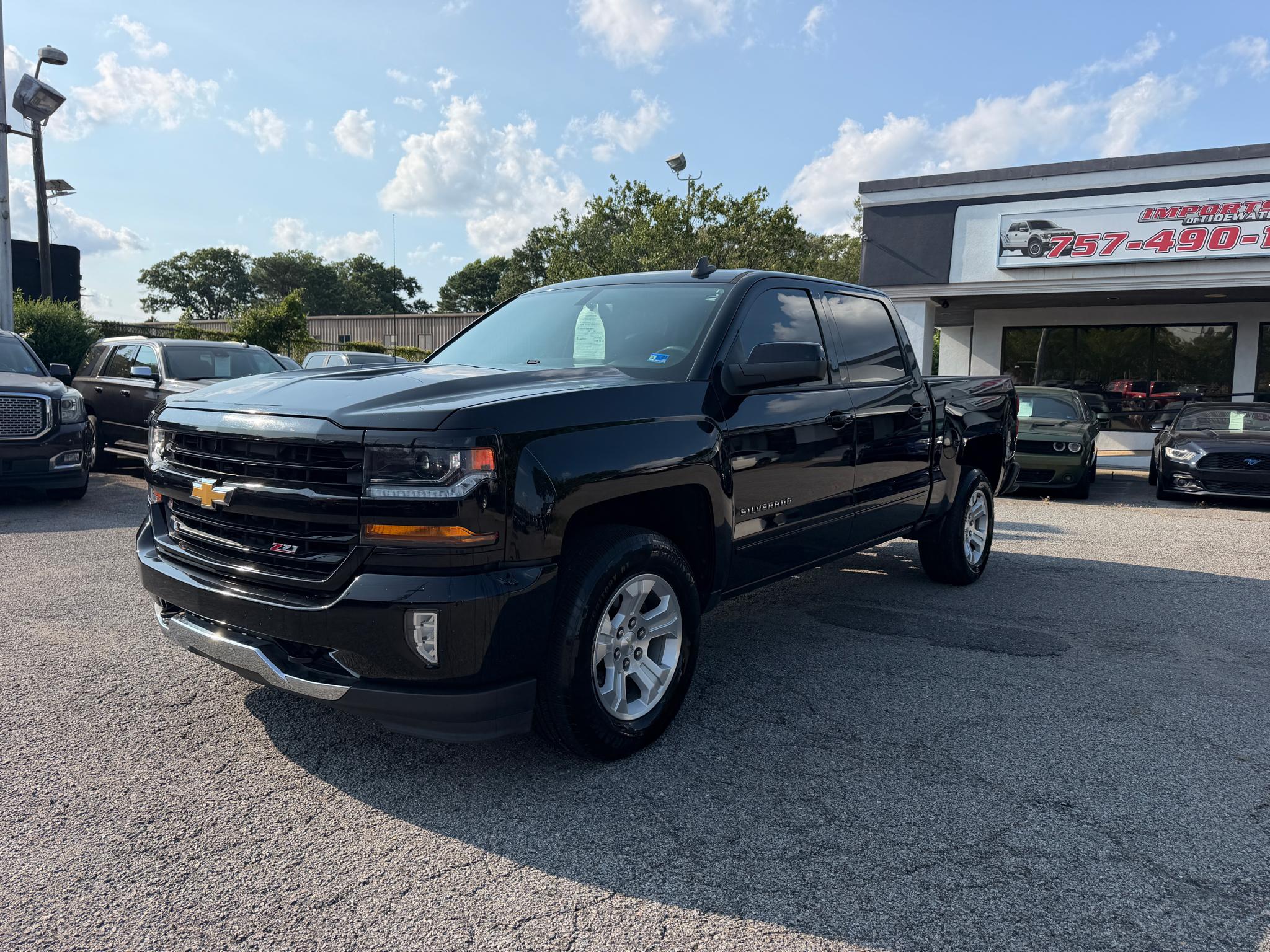 2018 Chevrolet Silverado 1500 4WD Crew Cab 143.5" LT w/2LT