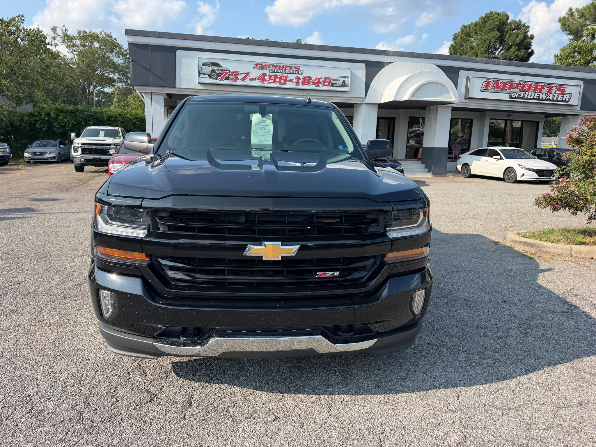 Chevrolet Silverado 1500 4WD Crew Cab 143.5" LT w/2LT 2018