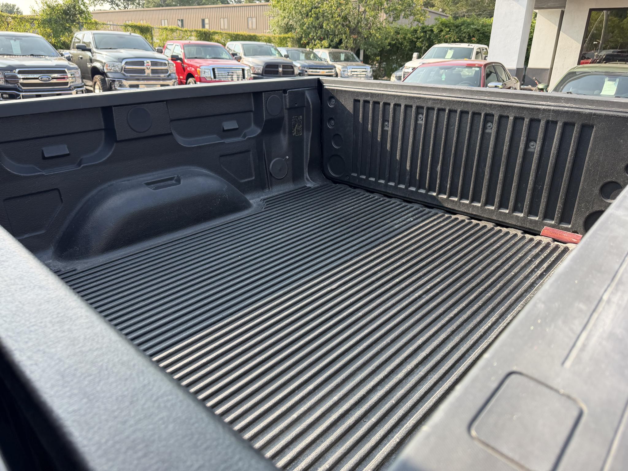 Chevrolet Silverado 1500 4WD Crew Cab 143.5" LT w/2LT 2018