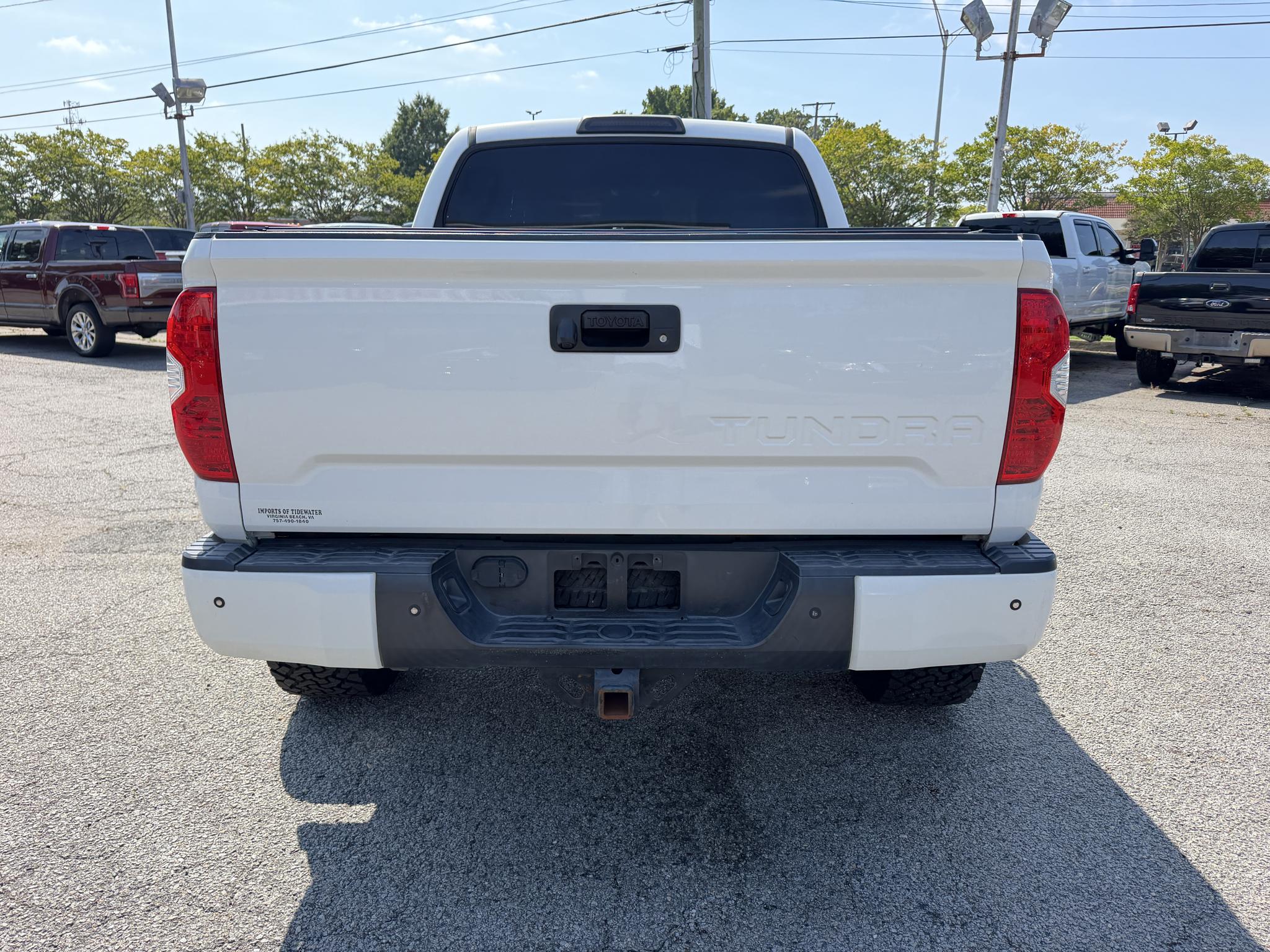 Toyota Tundra 4WD Truck CrewMax 5.7L V8 6-Spd AT 1794 (Natl) 2016