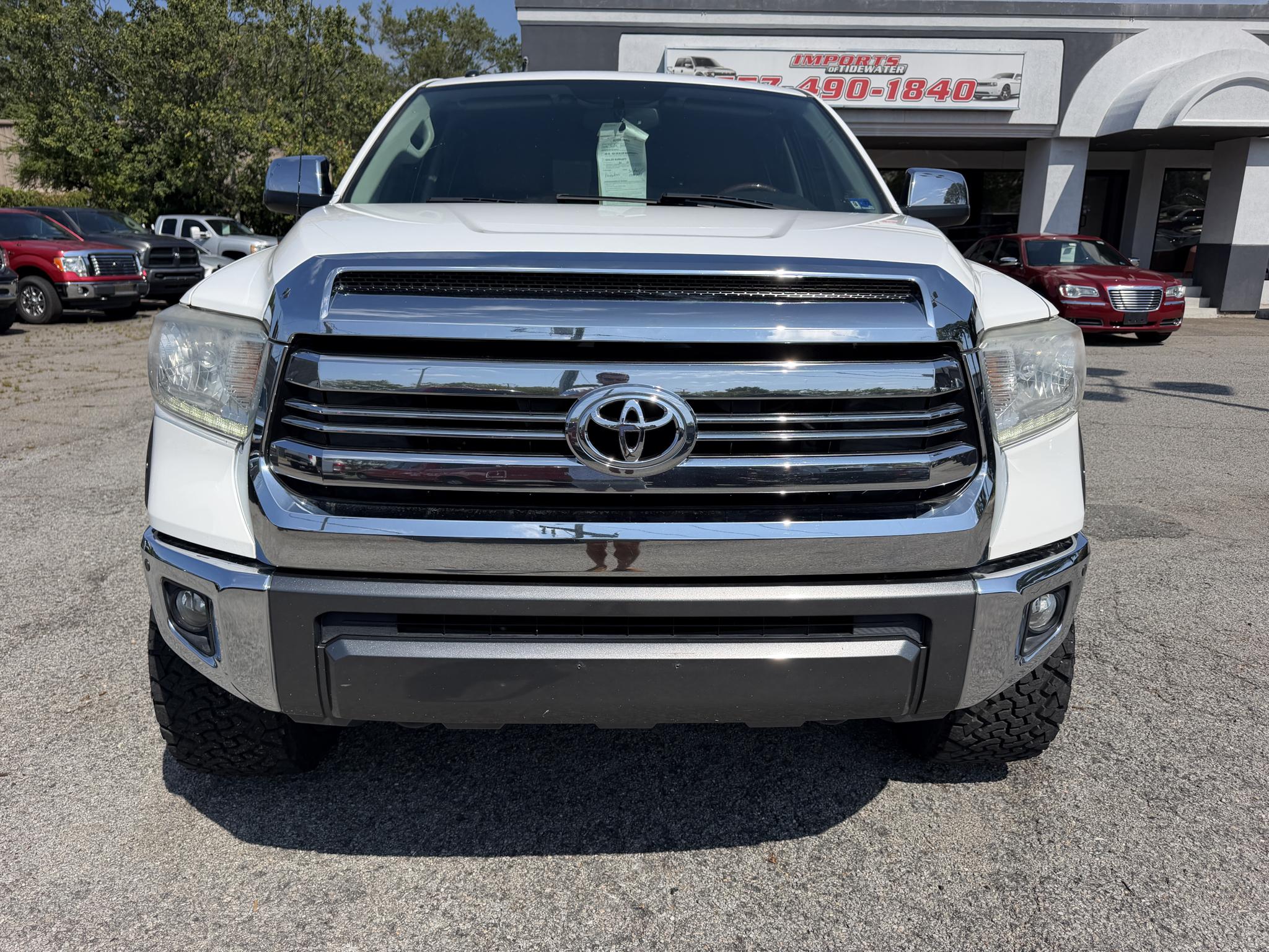 Toyota Tundra 4WD Truck CrewMax 5.7L V8 6-Spd AT 1794 (Natl) 2016