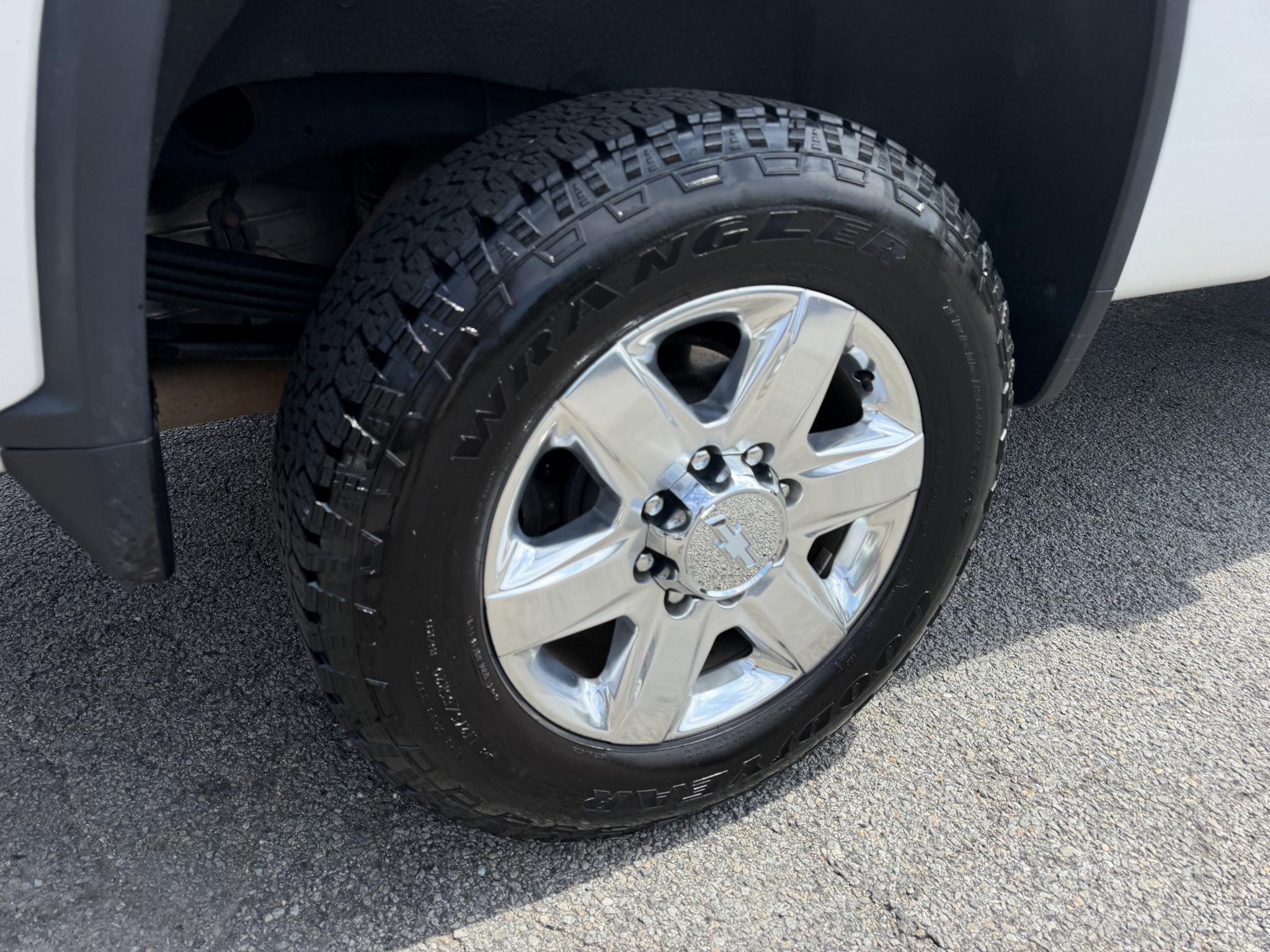 Chevrolet Silverado 2500HD 4WD Crew Cab 172" LT 2021