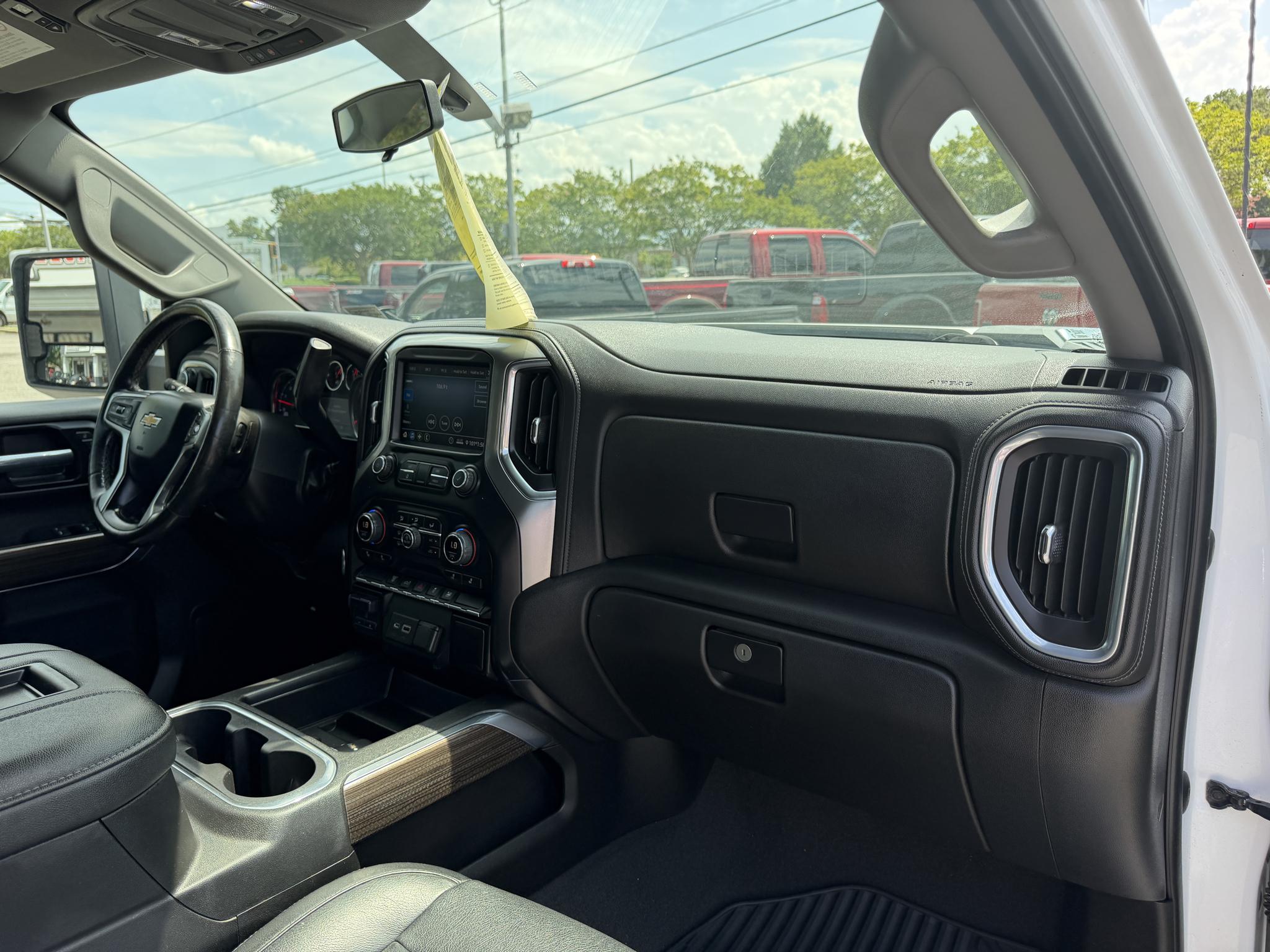 Chevrolet Silverado 2500HD 4WD Crew Cab 172" LT 2021