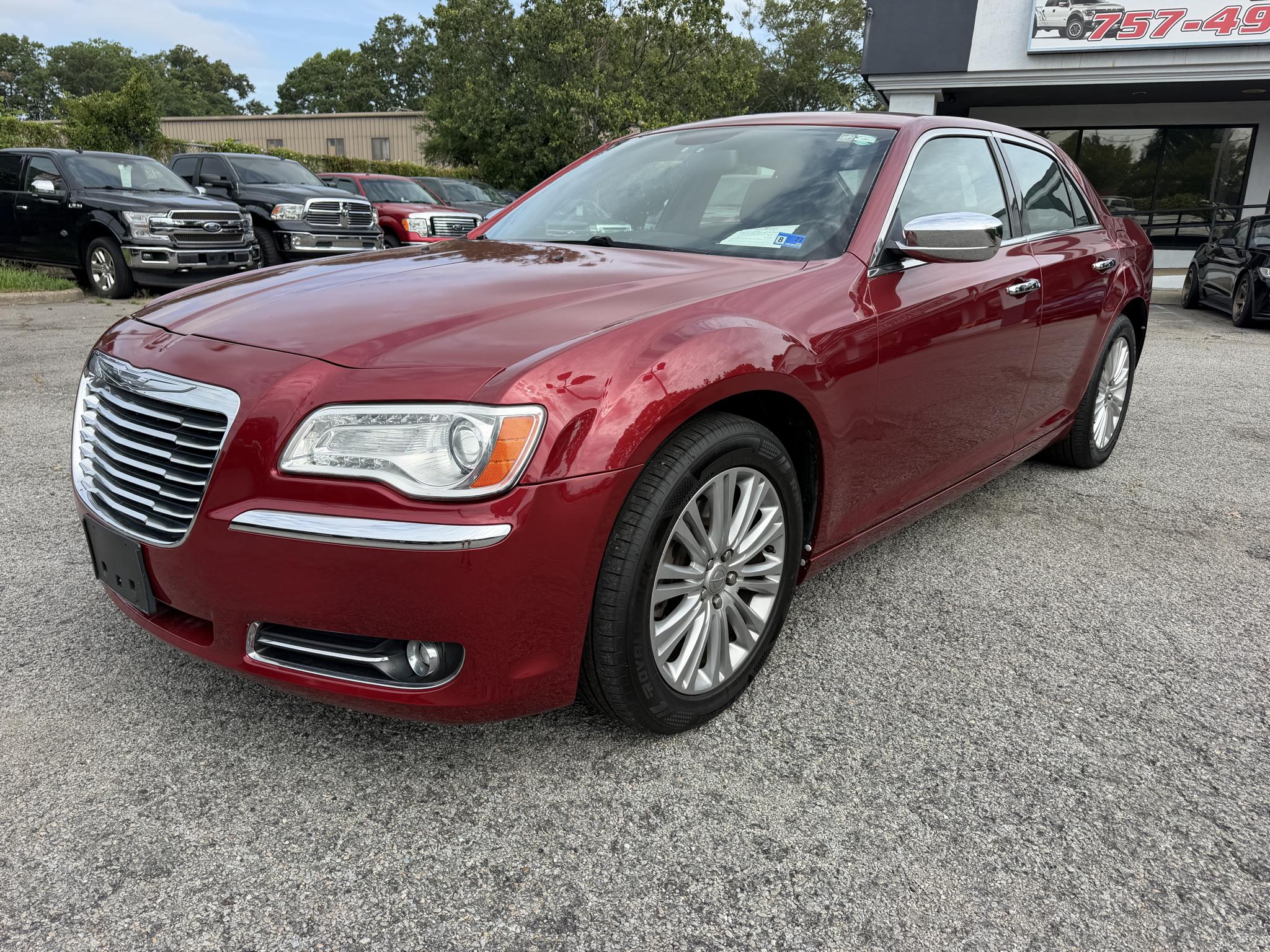 2013 Chrysler 300 4dr Sdn 300C AWD