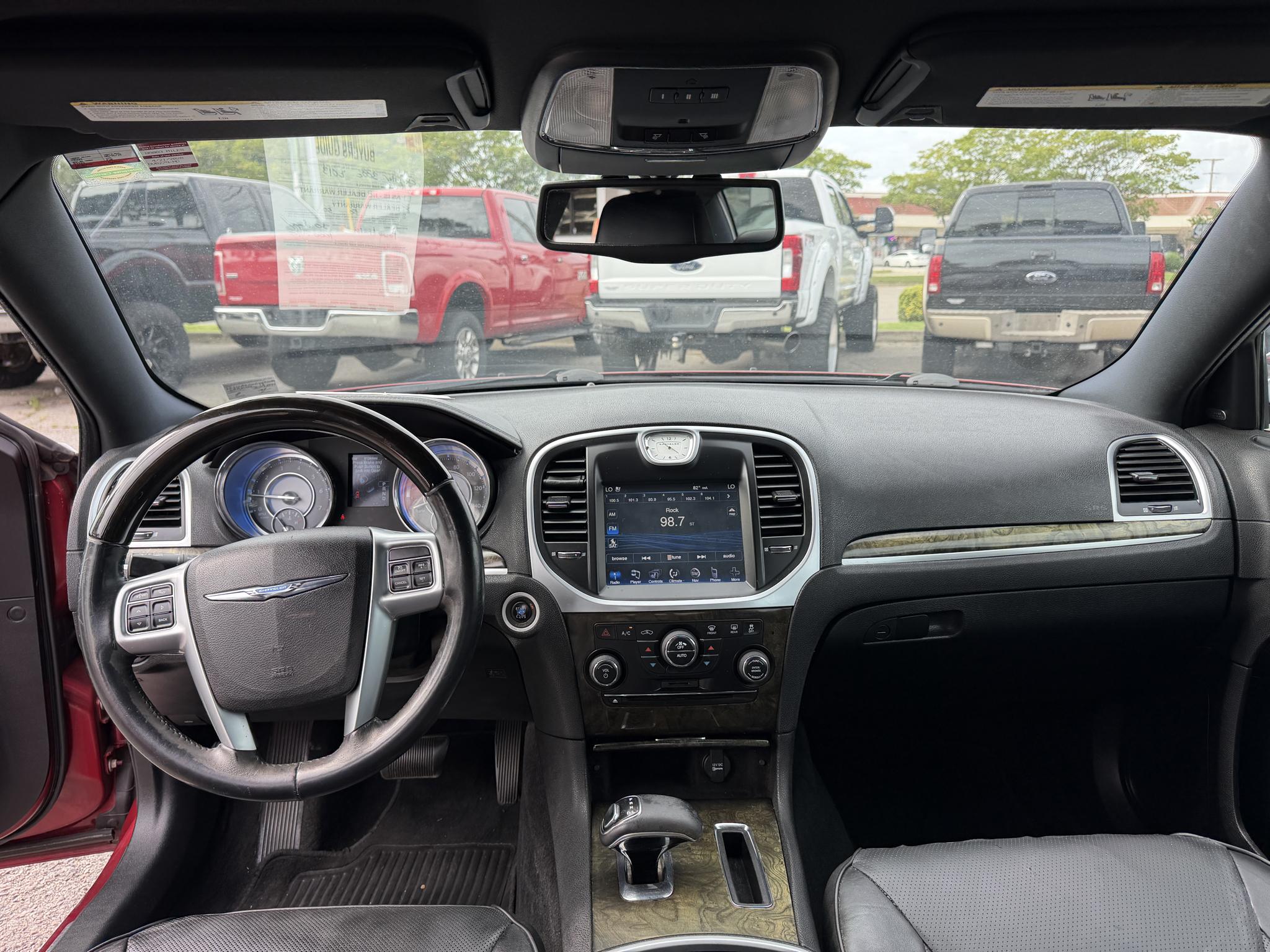 Chrysler 300 4dr Sdn 300C AWD 2013