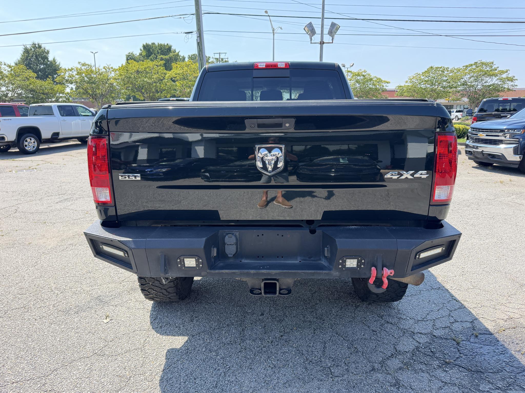 RAM 2500 SLT 4x4 Mega Cab 6'4" Box 2017