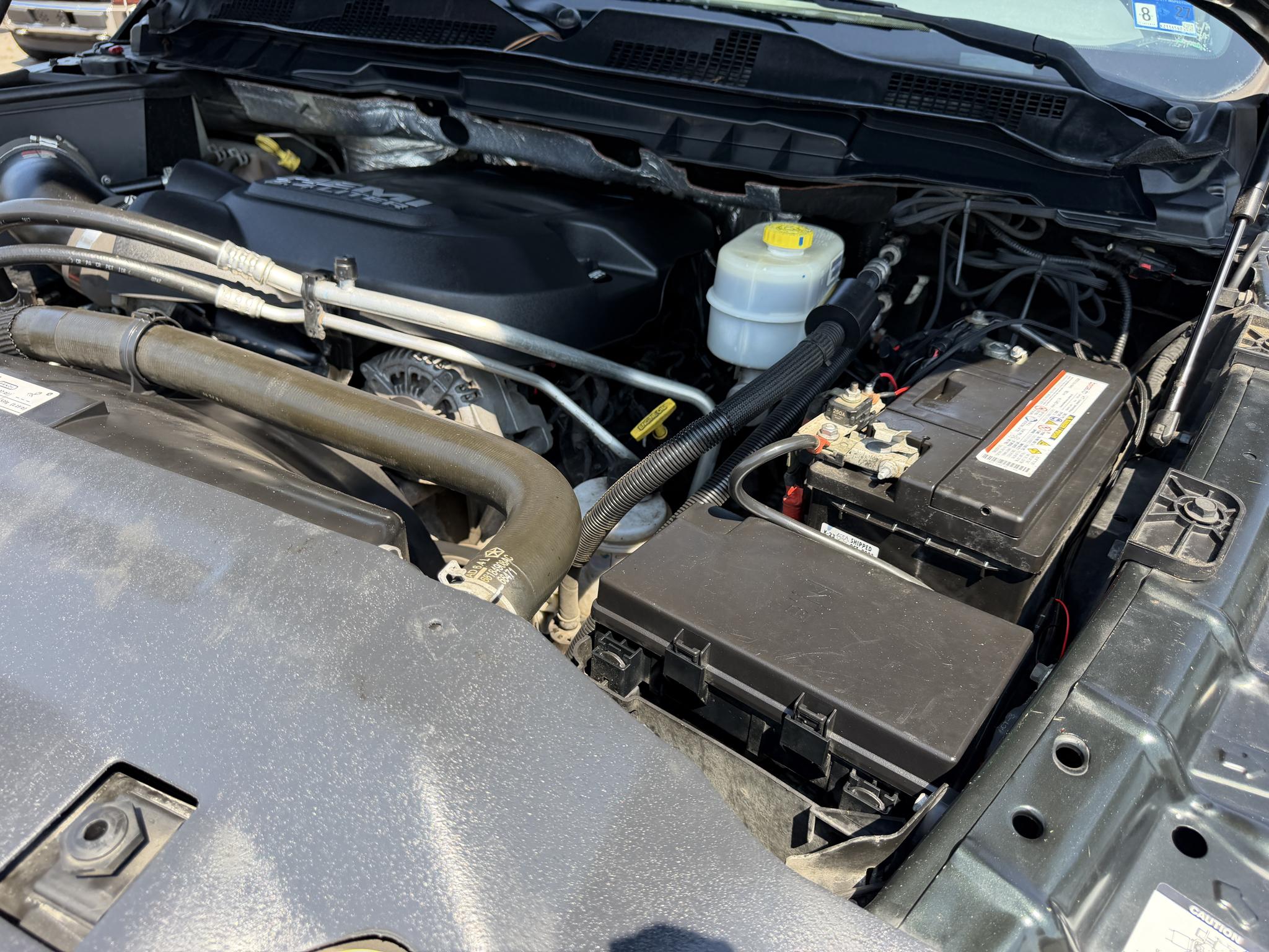 RAM 2500 SLT 4x4 Mega Cab 6'4" Box 2017