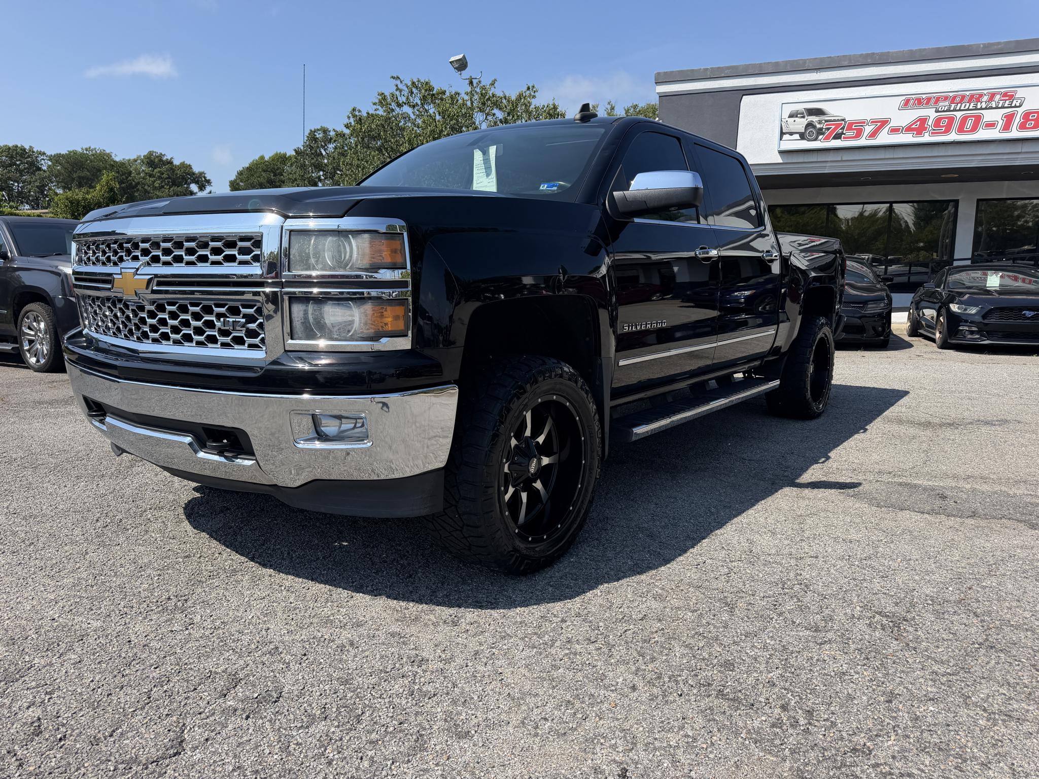 2015 Chevrolet Silverado 1500 4WD Crew Cab 143.5" LTZ w/1LZ