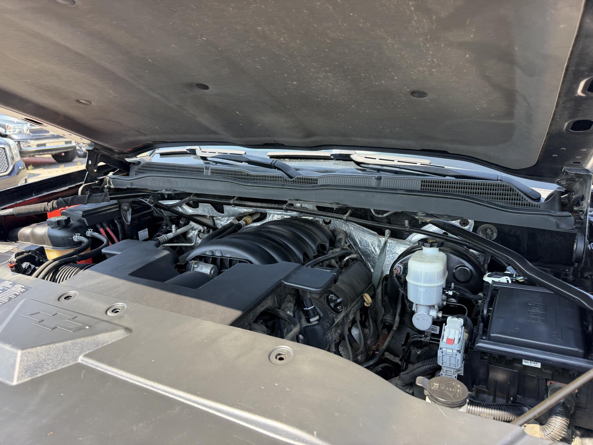 Chevrolet Silverado 1500 4WD Crew Cab 143.5" LTZ w/1LZ 2015