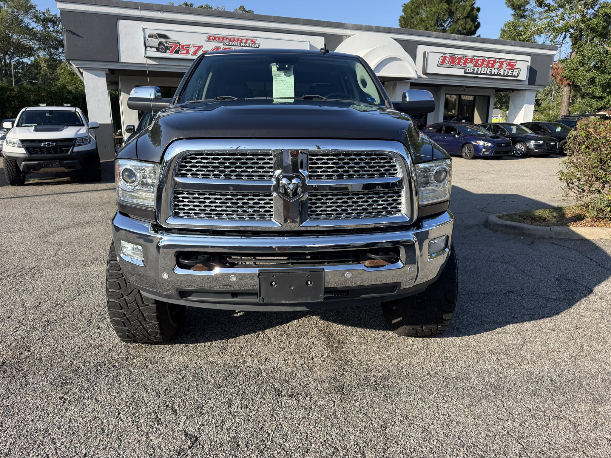 RAM 2500 Laramie 4x4 Mega Cab 6'4" Box 2018