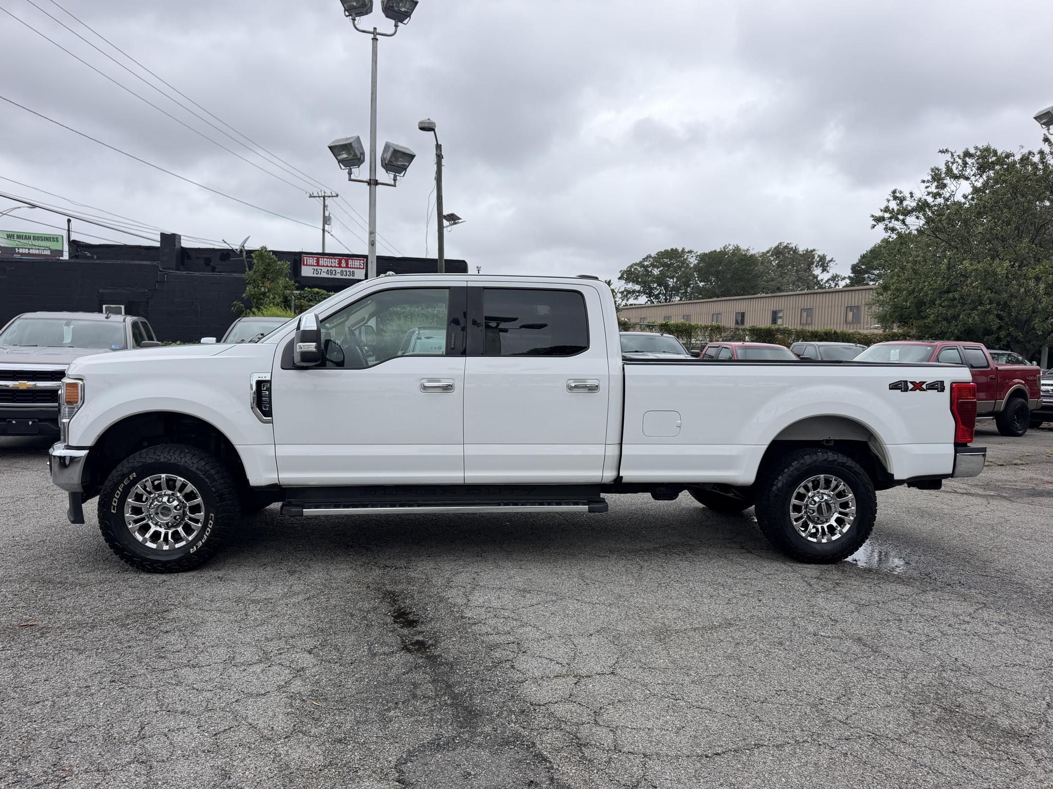 Ford Super Duty F-250 SRW XLT 4WD Crew Cab 8' Box 2021