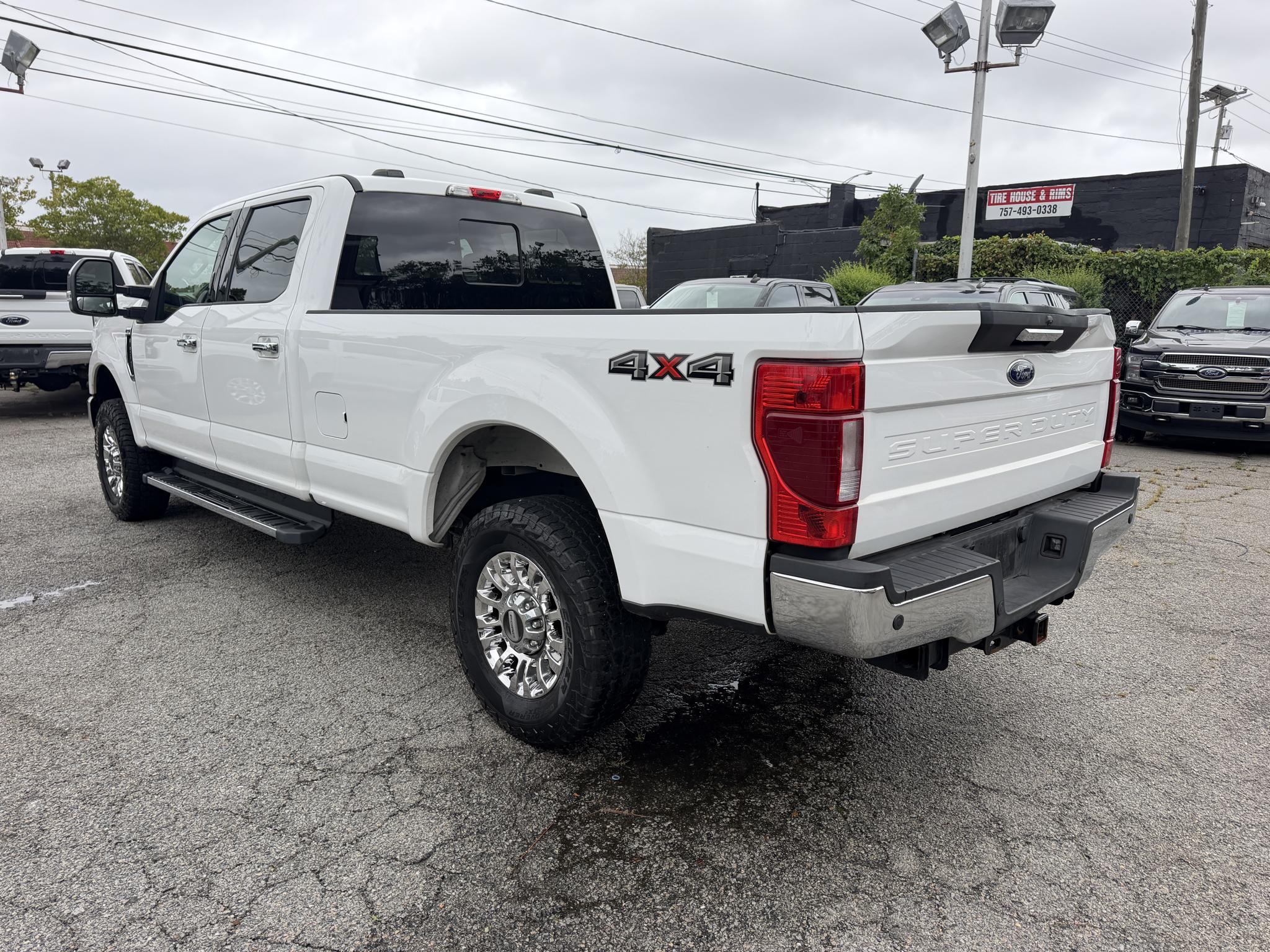 Ford Super Duty F-250 SRW XLT 4WD Crew Cab 8' Box 2021