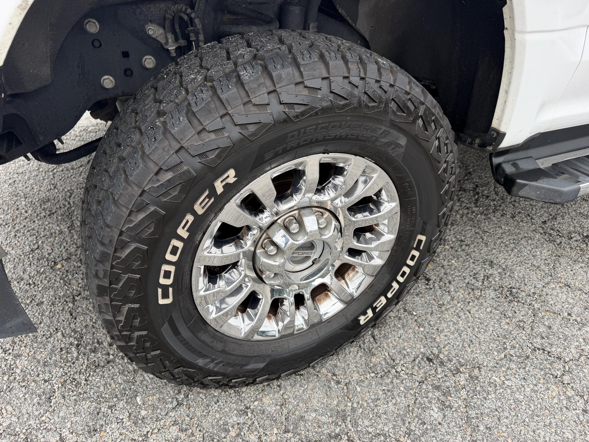 Ford Super Duty F-250 SRW XLT 4WD Crew Cab 8' Box 2021