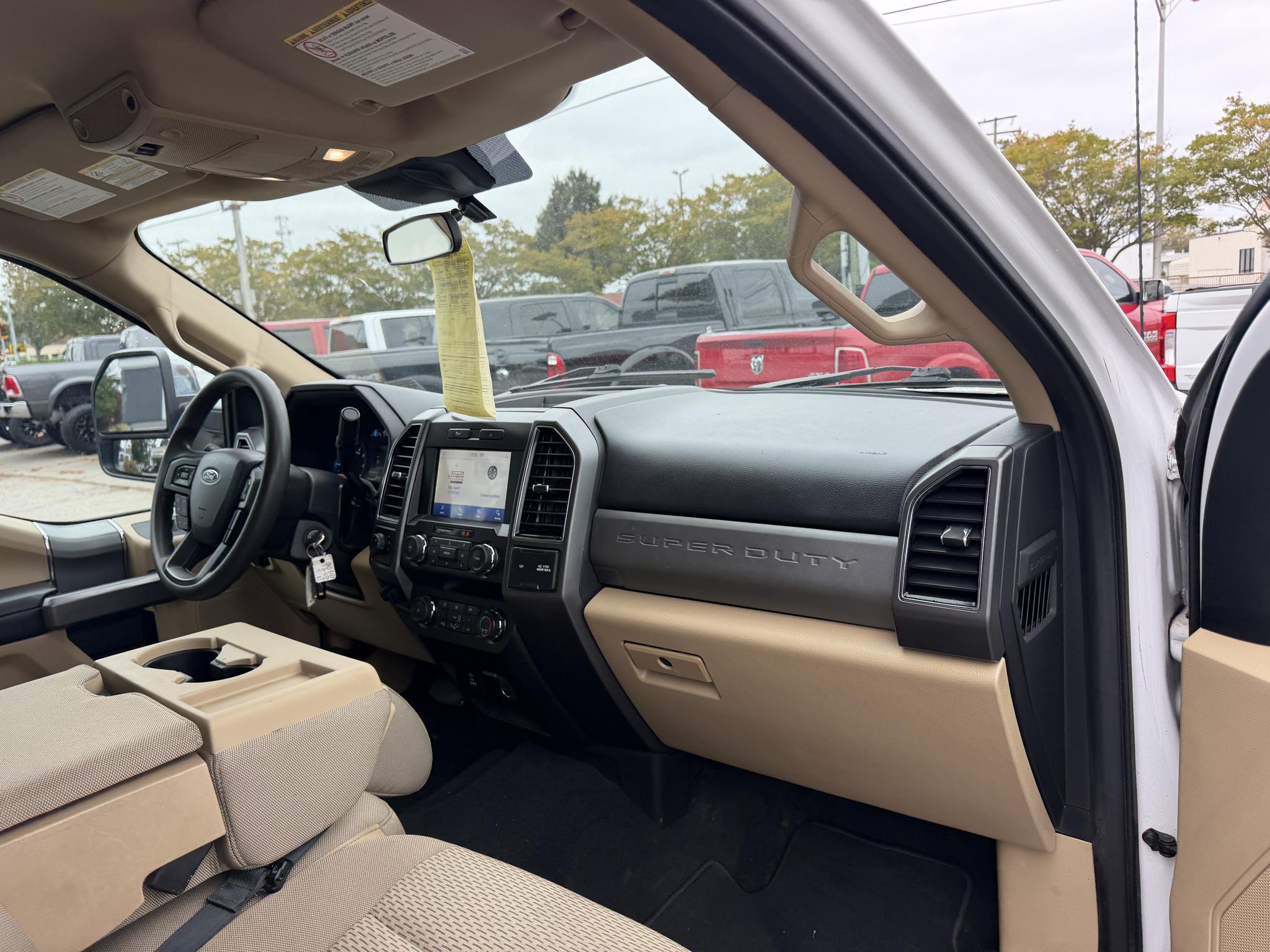 Ford Super Duty F-250 SRW XLT 4WD Crew Cab 8' Box 2021