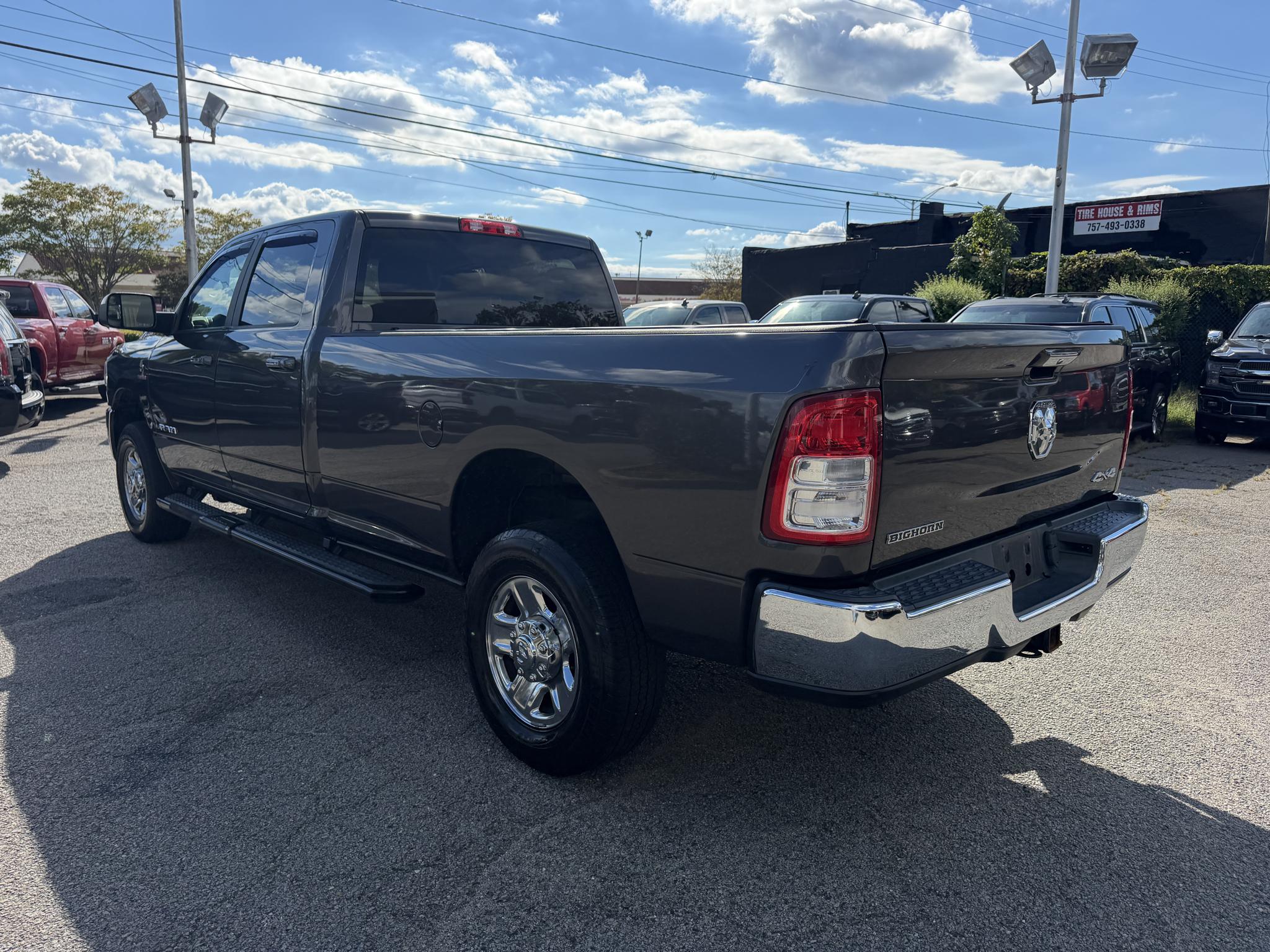 RAM 2500 Big Horn 4x4 Crew Cab 8' Box 2019