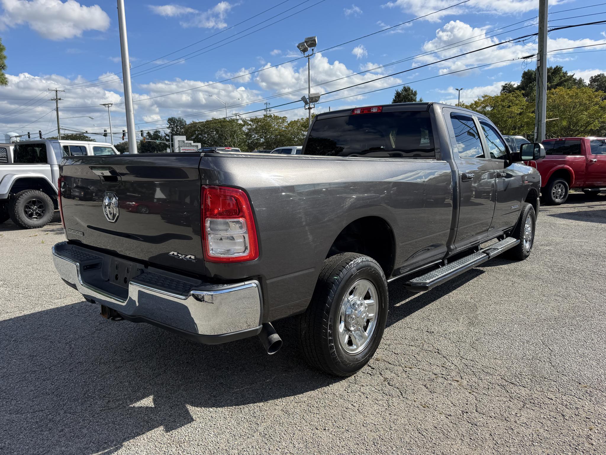 RAM 2500 Big Horn 4x4 Crew Cab 8' Box 2019