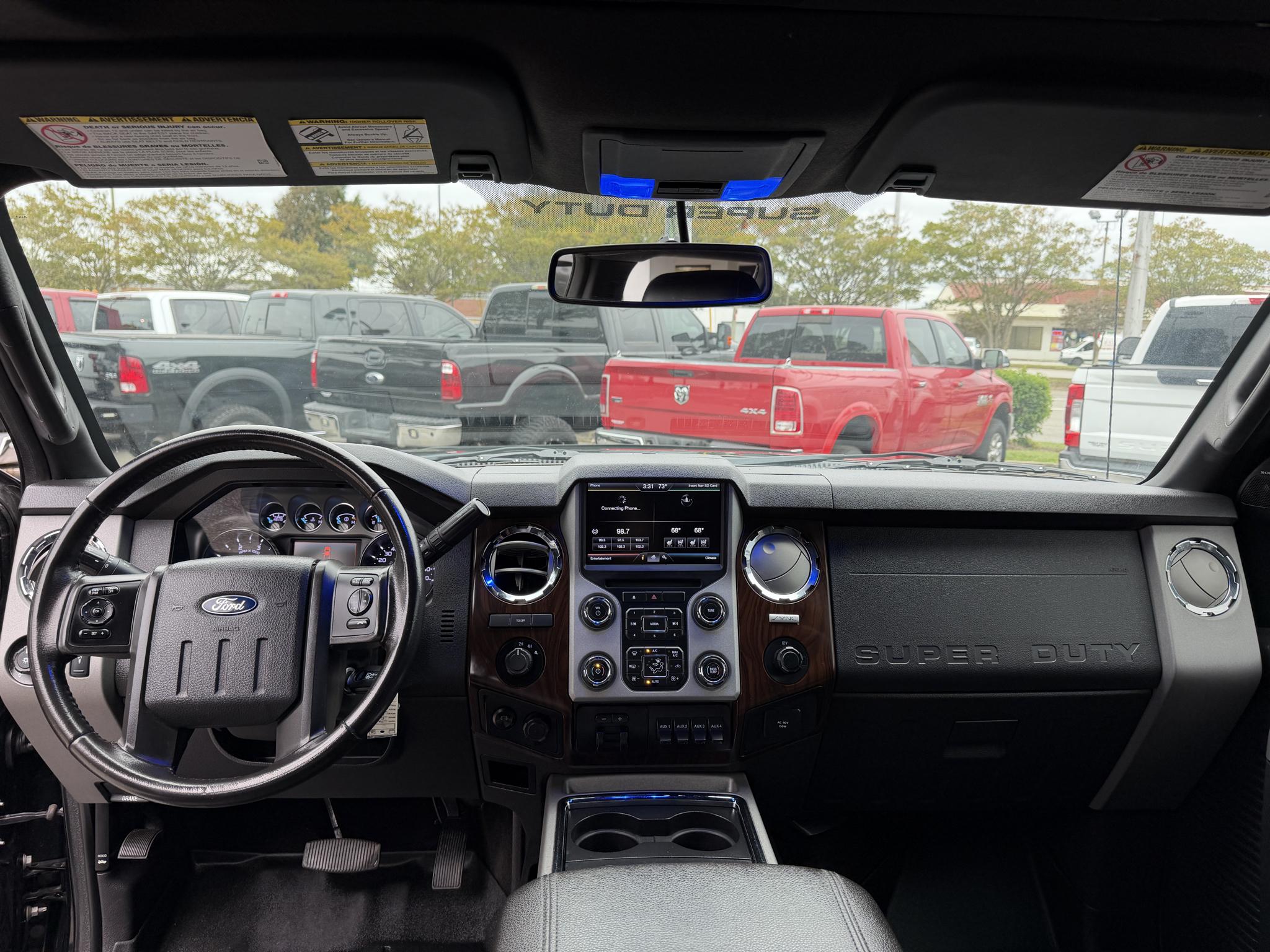 Ford Super Duty F-350 DRW 4WD Crew Cab 172" Lariat 2016
