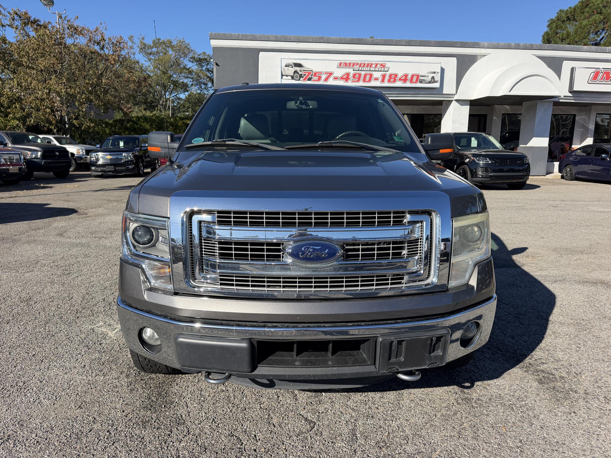 Ford F-150 4WD SuperCrew 145" XLT 2014