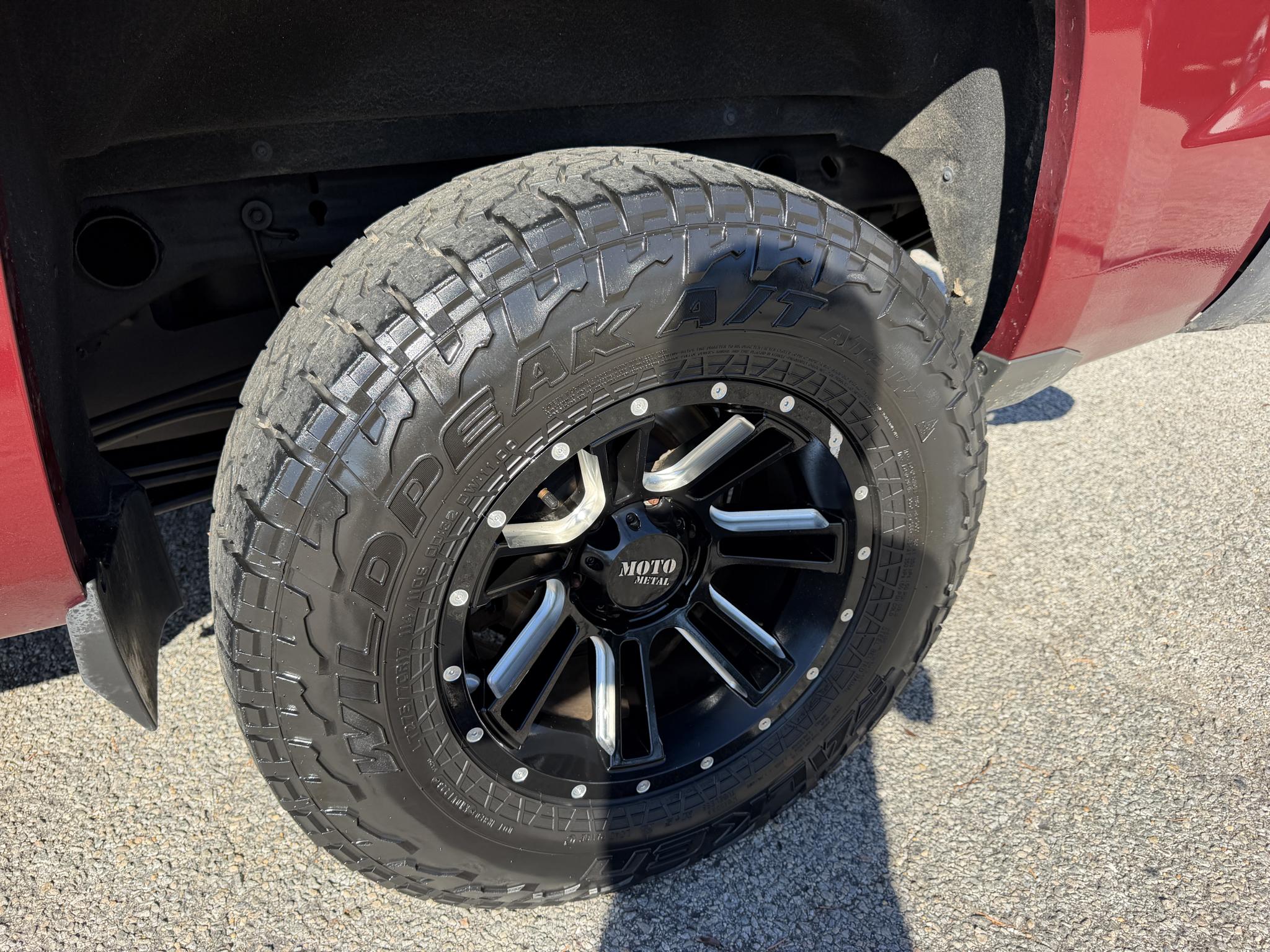 Chevrolet Silverado 1500 4WD Crew Cab 143.5" LT w/2LT 2015