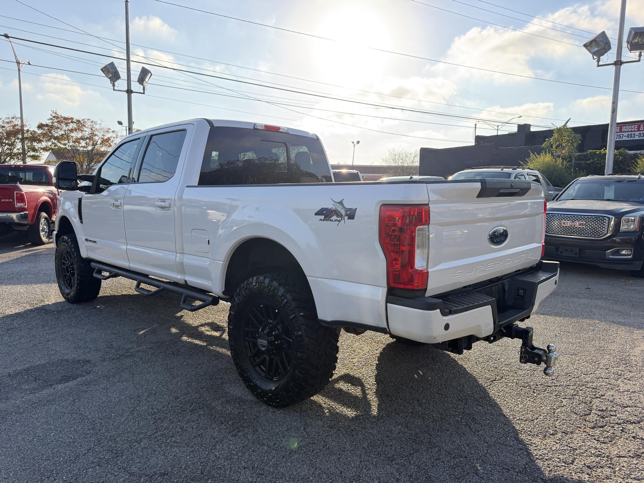 Ford Super Duty F-250 SRW Lariat 4WD Crew Cab 6.75' Box 2019